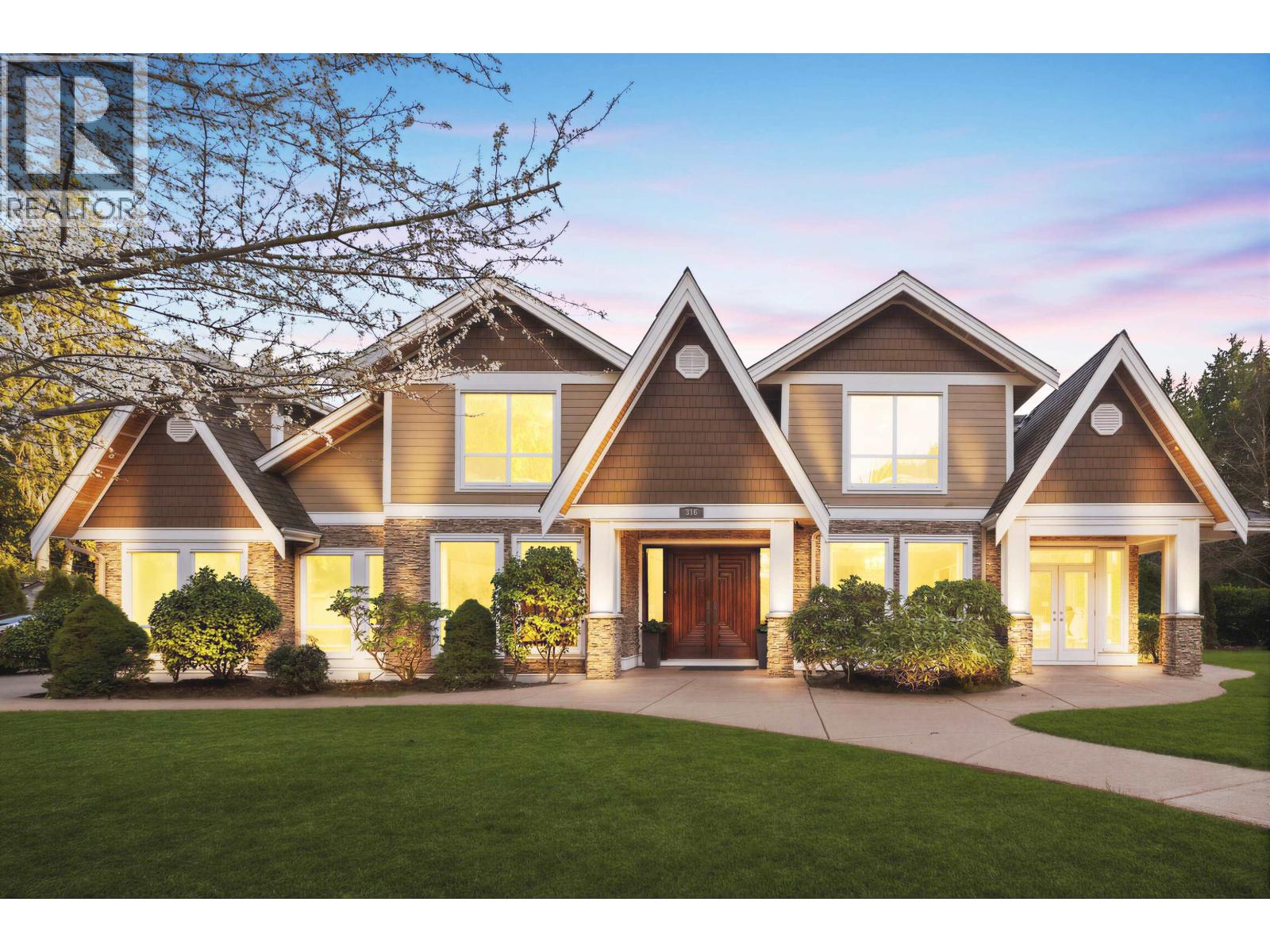 316 MOYNE DRIVE, West Vancouver, British Columbia