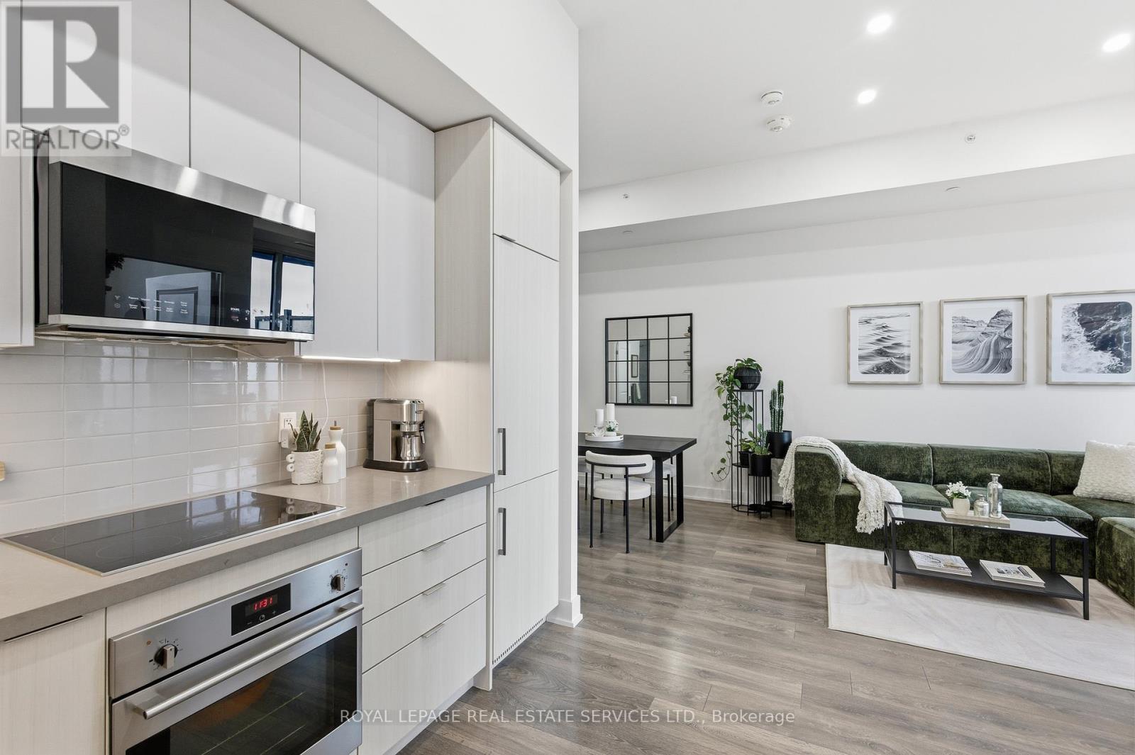 314 - 297 Oak Walk Drive, Oakville, Ontario  L6H 3R6 - Photo 25 - W12955482