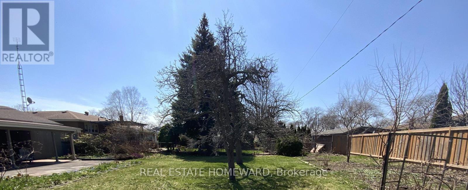 33 Strathcona Drive, St. Catharines, Ontario  L2M 2A8 - Photo 39 - X12853562