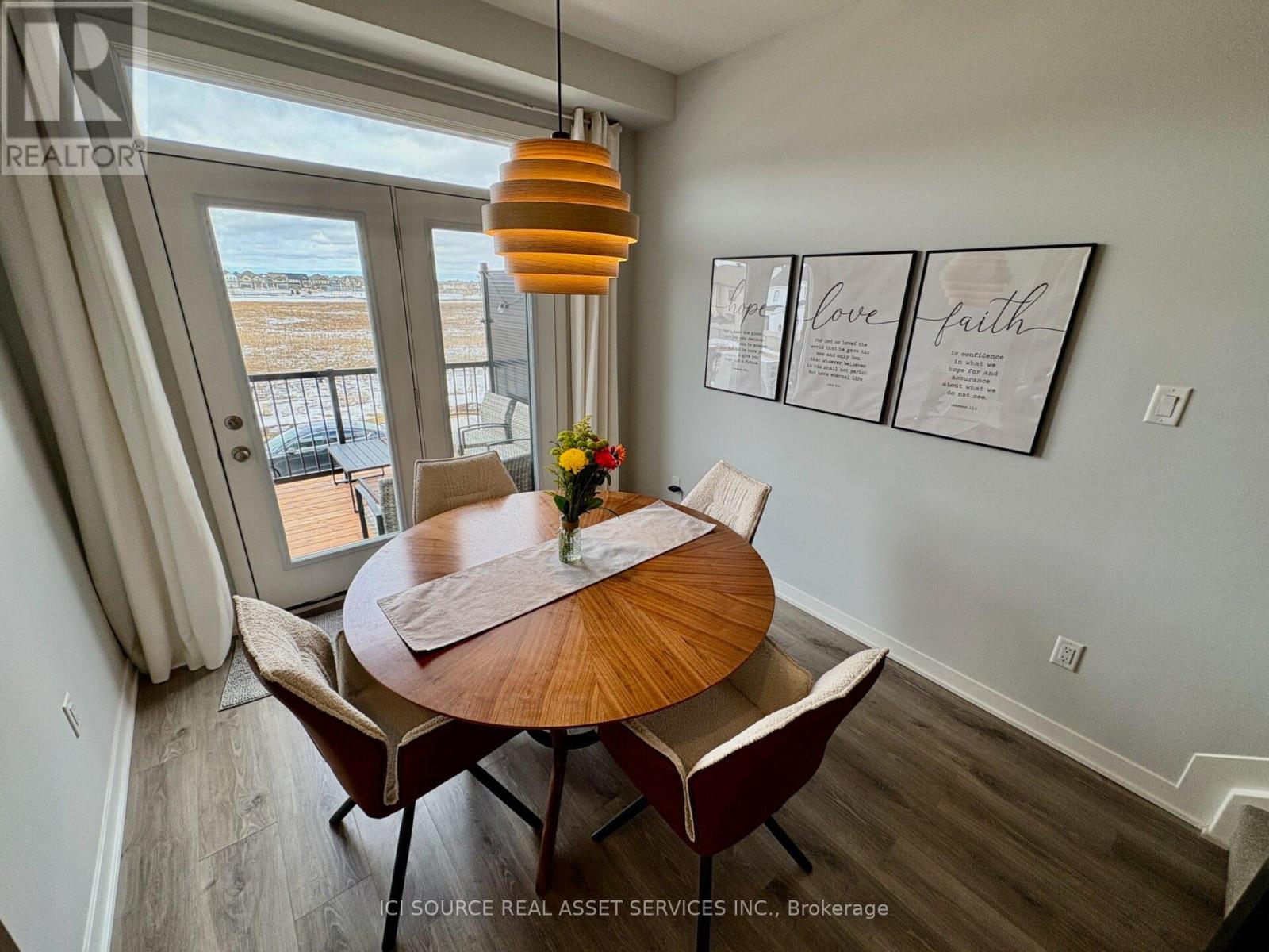 617 Quilter Row, Ottawa, Ontario  K0A 2Z0 - Photo 4 - X12902328