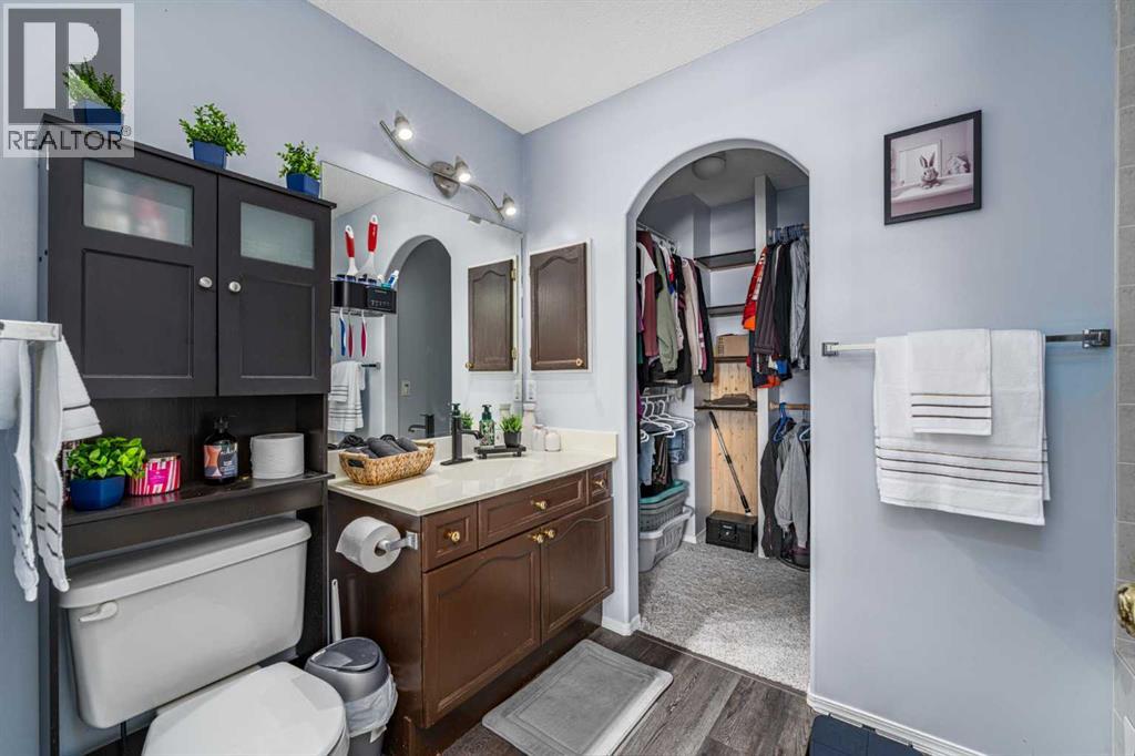 217 Bayside Place Sw, Airdrie, Alberta  T4B 2X4 - Photo 29 - A2297879