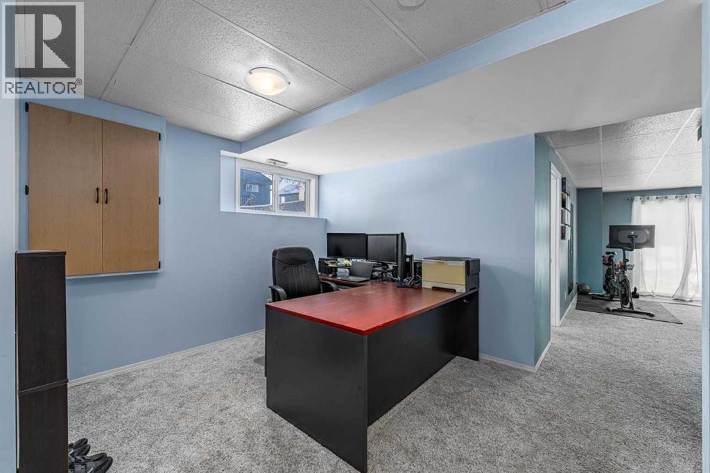 217 Bayside Place Sw, Airdrie, Alberta  T4B 2X4 - Photo 32 - A2297879