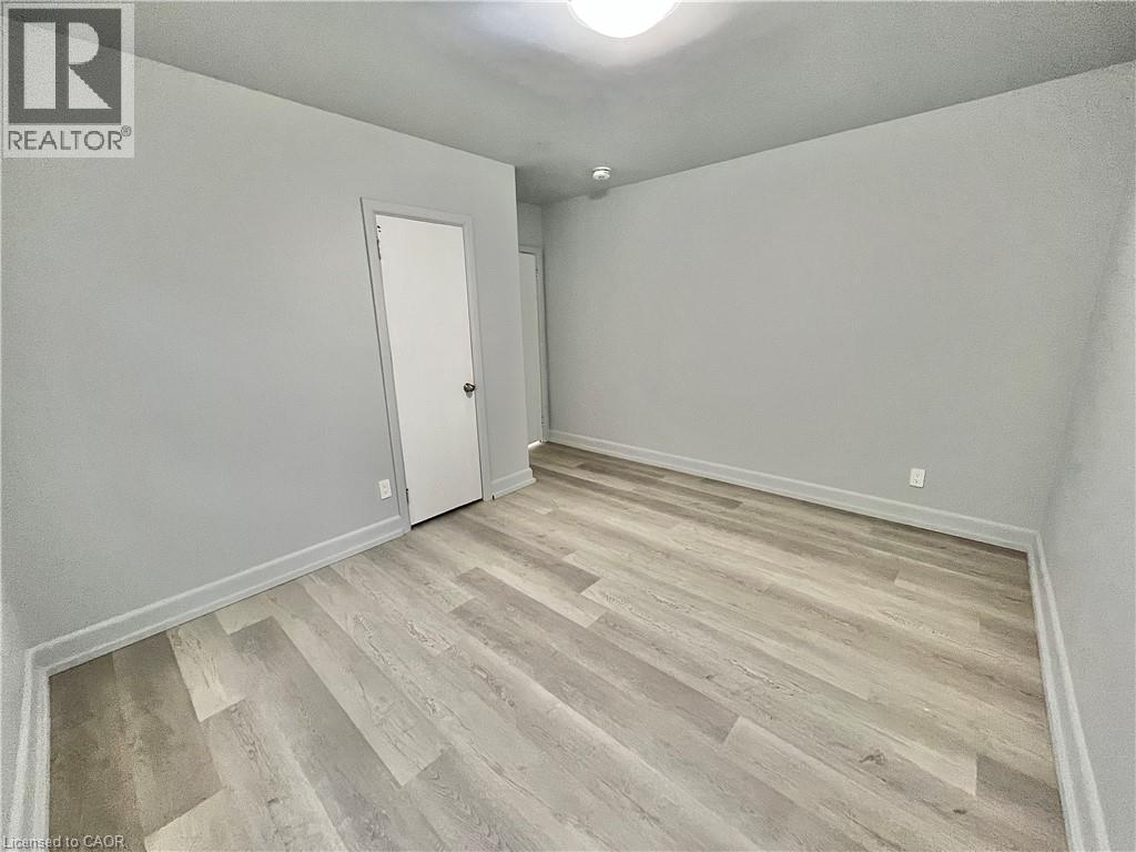 290 East 36th Street Unit# Upper, Hamilton, Ontario  L8V 3Z5 - Photo 10 - 40817571