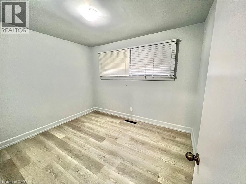 290 East 36th Street Unit# Upper, Hamilton, Ontario  L8V 3Z5 - Photo 11 - 40817571