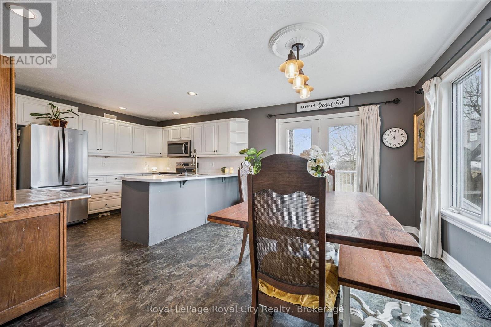 86132 Currie Line, North Huron, Ontario  N0G 2W0 - Photo 9 - X12955868