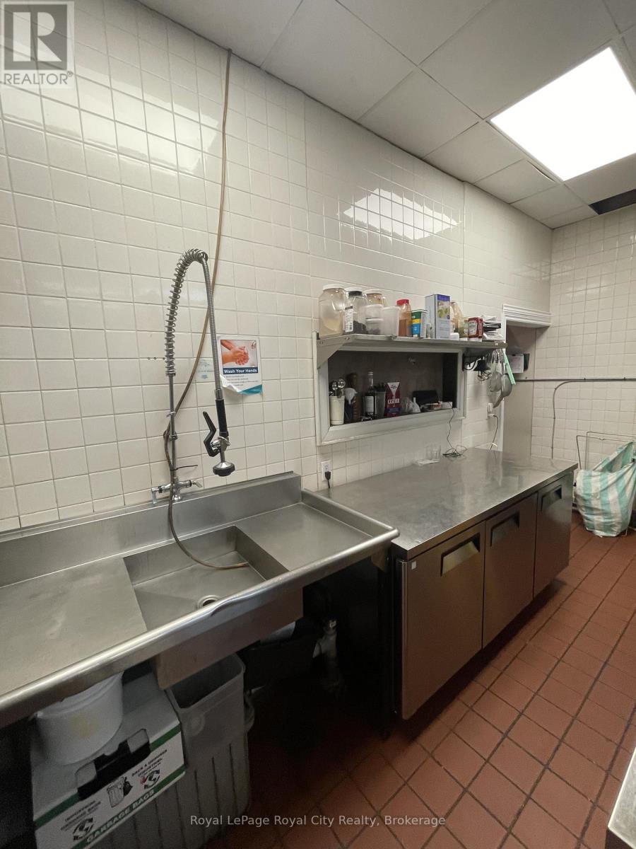 107-109 Wyndham Street N, Guelph, Ontario  N1H 4E9 - Photo 10 - X12955884