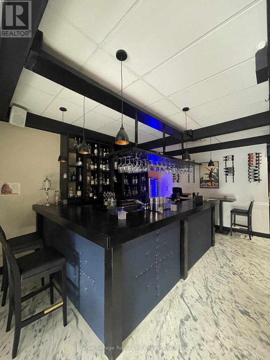 107-109 Wyndham Street N, Guelph, Ontario  N1H 4E9 - Photo 2 - X12955884