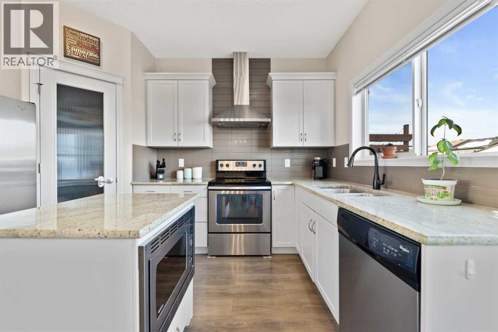 159 Evansborough Crescent Nw, Calgary, Alberta  T3P 0M5 - Photo 3 - A2297438