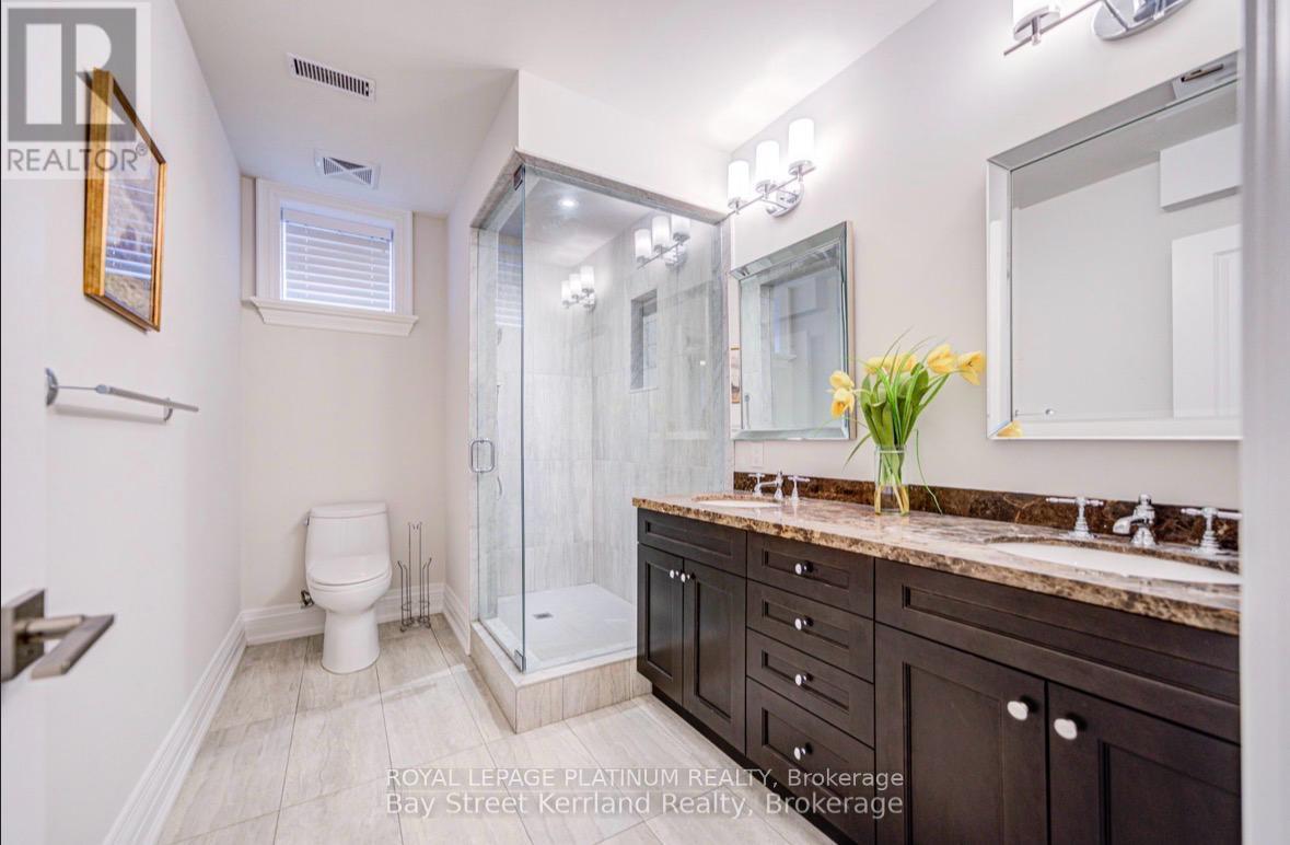 24 Norcross Road, Toronto, Ontario  M3H 2R4 - Photo 7 - C12955848