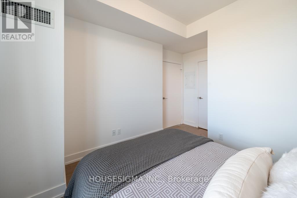 1504 - 181 Bedford Road, Toronto, Ontario  M5R 0C2 - Photo 20 - C12955850