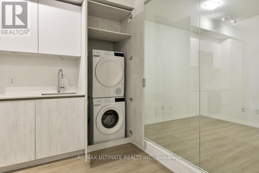 515 - 8 Widmer Street, Toronto, Ontario  M5V 2E7 - Photo 26 - C12955852