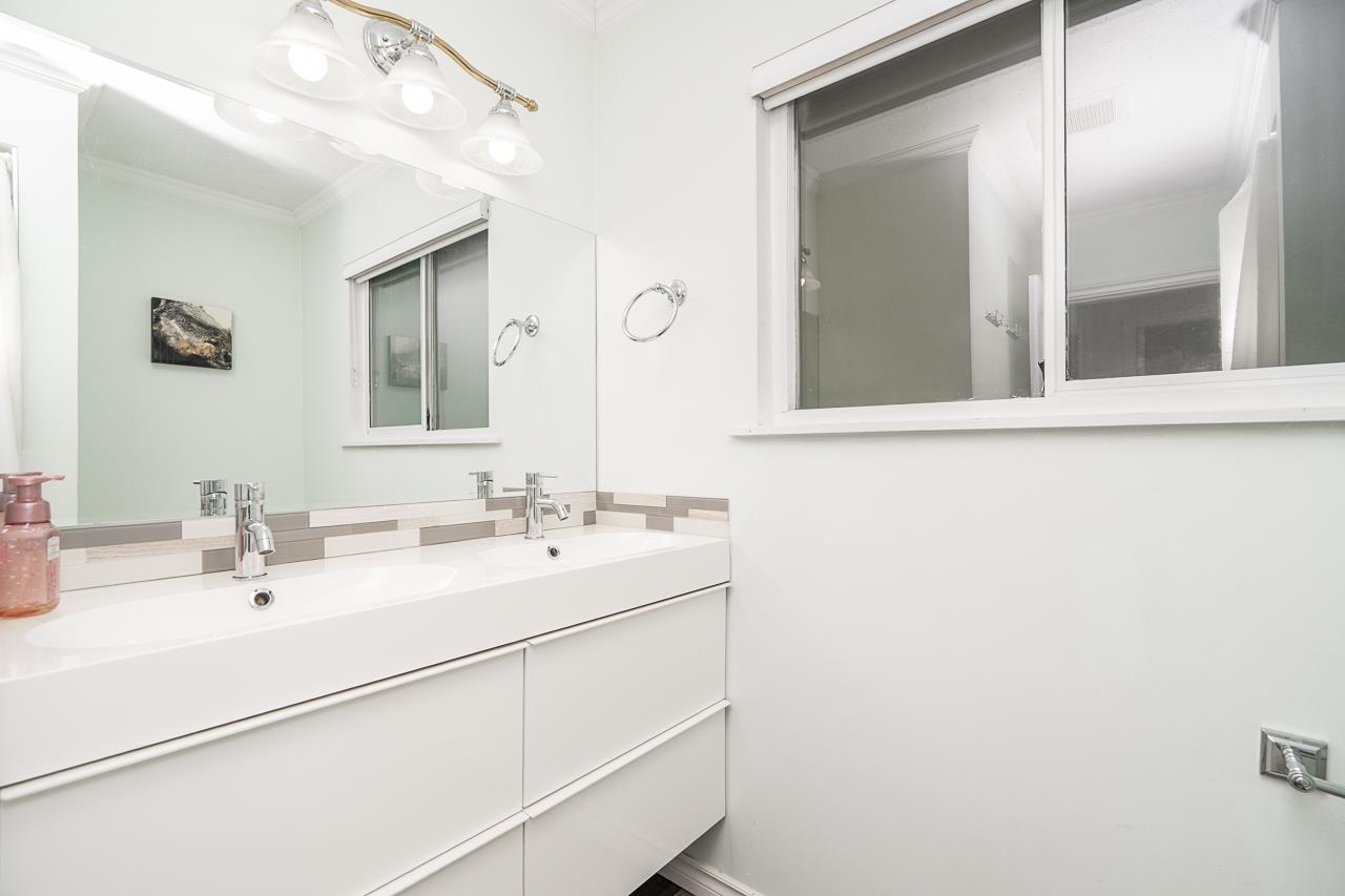 11310 Loughren Drive, Surrey, British Columbia  V3K 4Z4 - Photo 22 - R3106718