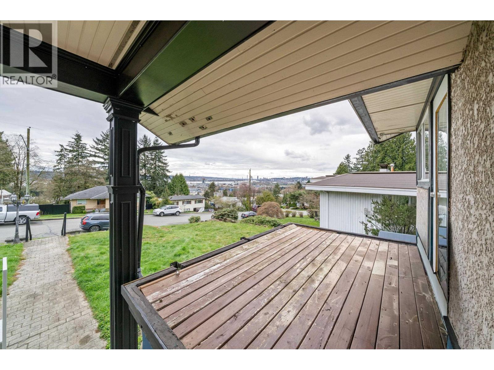 360 Seaforth Crescent, Coquitlam, British Columbia  V3K 2M4 - Photo 35 - R3105658