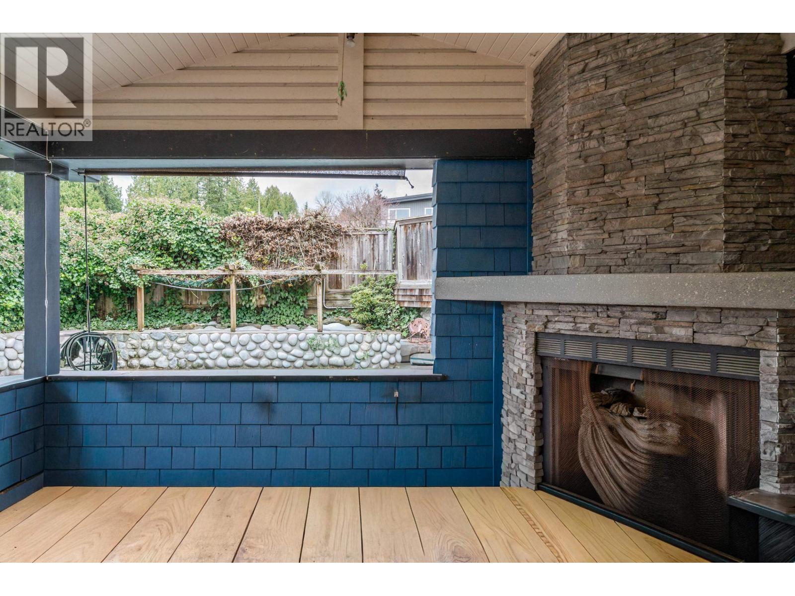 360 Seaforth Crescent, Coquitlam, British Columbia  V3K 2M4 - Photo 33 - R3105658