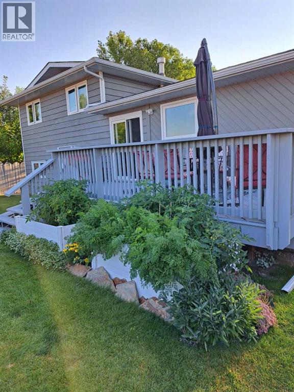 26 Westwood Drive, Didsbury, Alberta  T0M 0W0 - Photo 8 - A2298305