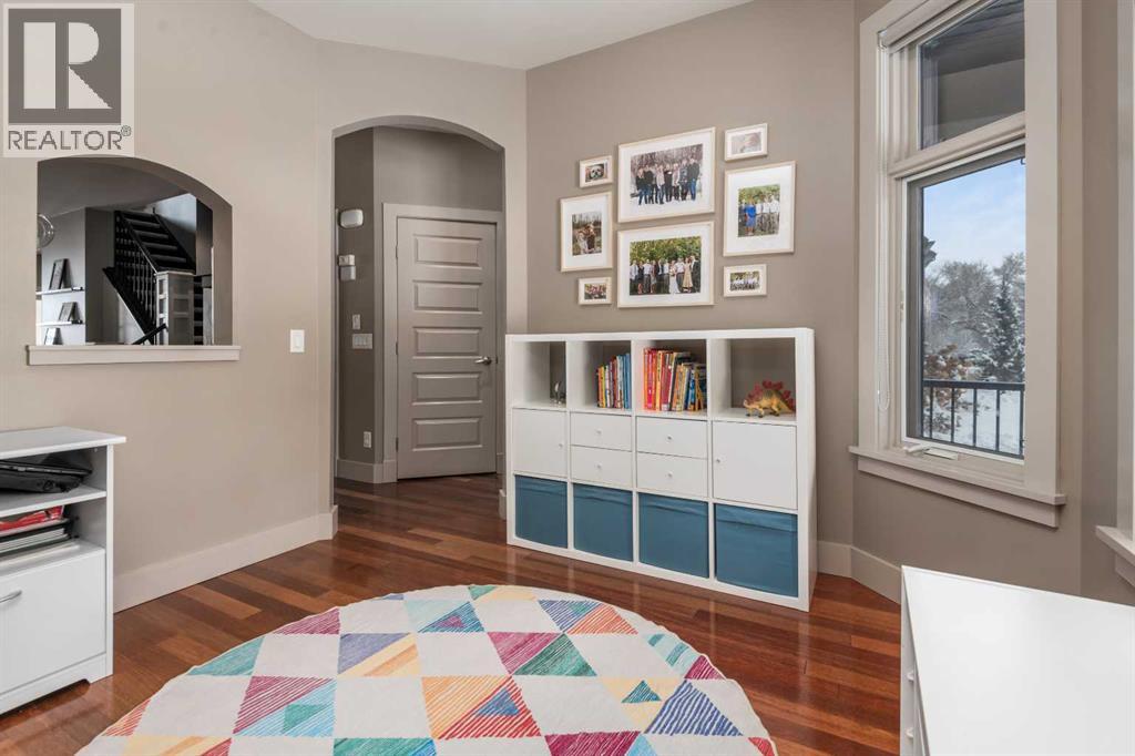 5017 21a Street Sw, Calgary, Alberta T2T 5C4 - Photo 5 - A2298768