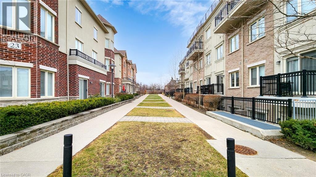 19 Coneflower Crescent Unit# 258, North York, Ontario  M2R 0A5 - Photo 47 - 40817502