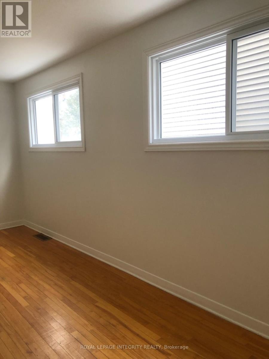 129 Pamilla Street, Ottawa, Ontario K1S 3K9 - Photo 11 - X12955836