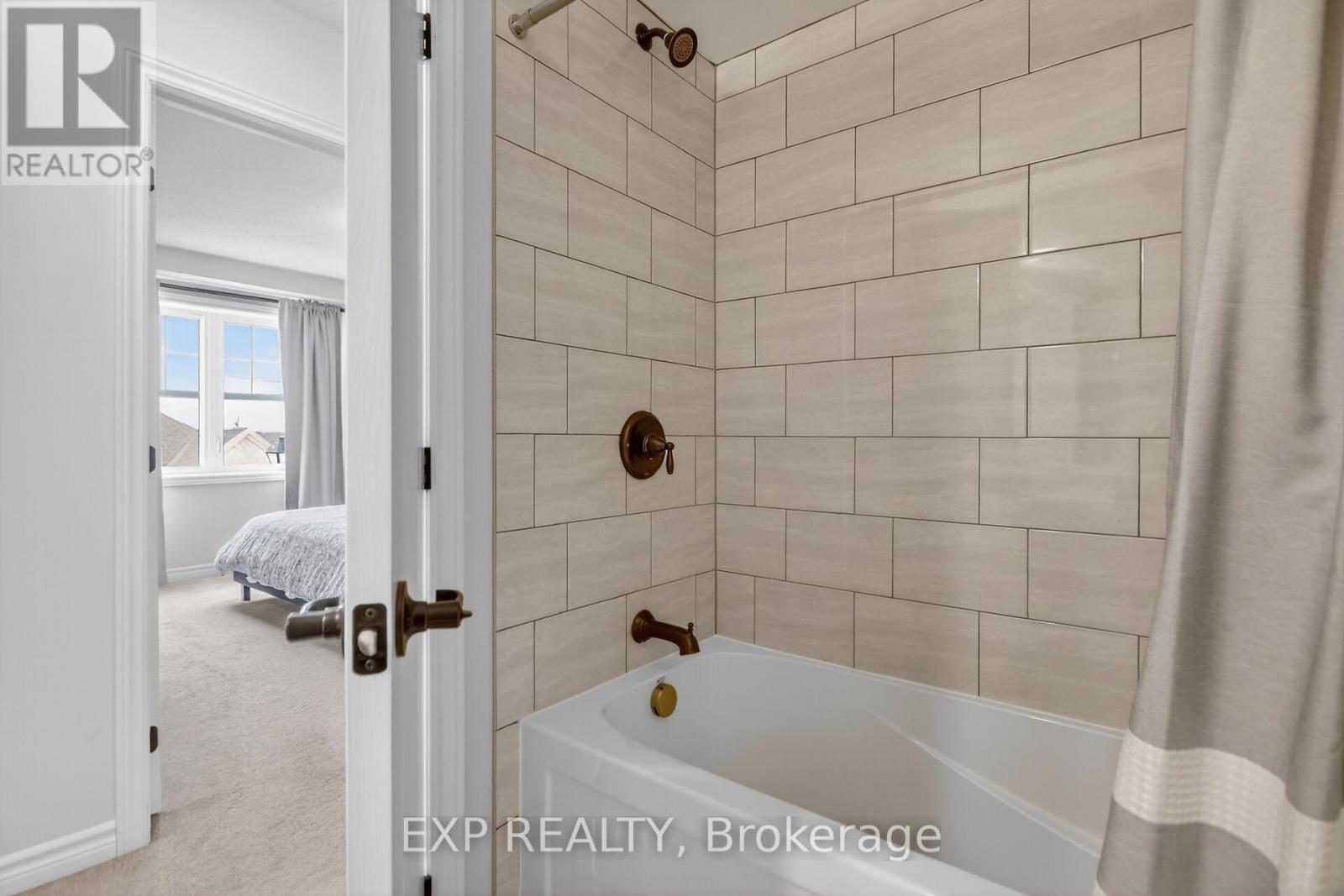 549 Ensatina Crescent, Ottawa, Ontario  K2J 6H4 - Photo 31 - X12955886