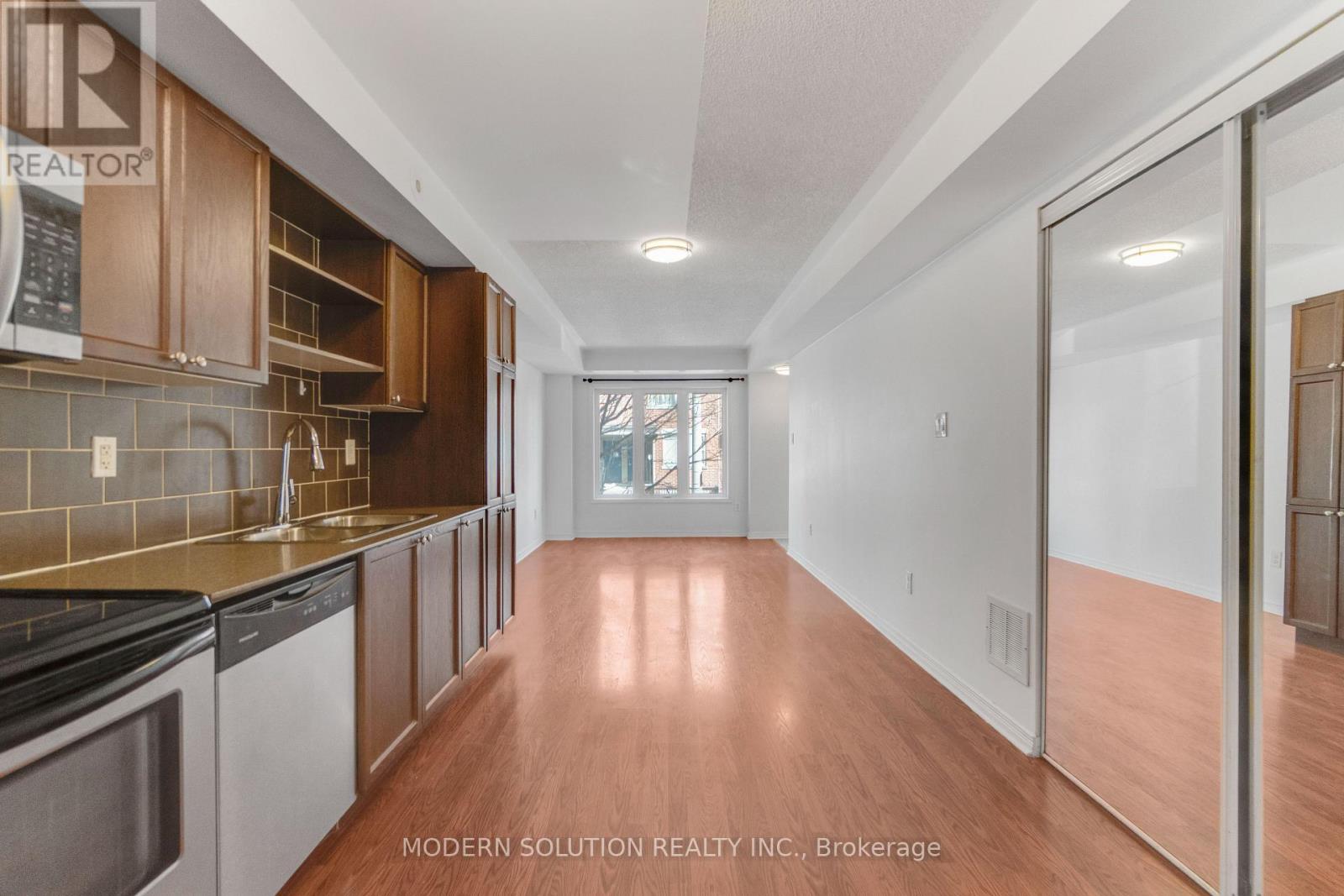 3 - 70 Munro Street, Toronto, Ontario  M4M 2S9 - Photo 13 - E12955878