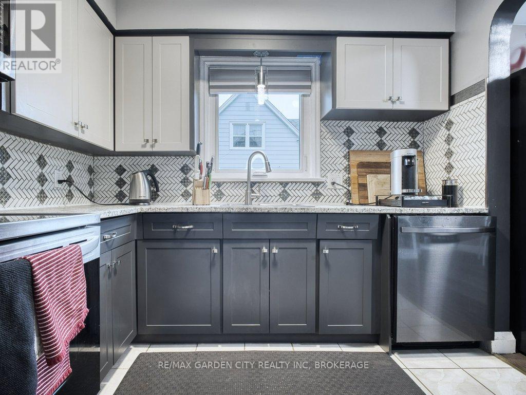 456 Geneva Street, St. Catharines, Ontario  L2N 2H3 - Photo 15 - X12955808