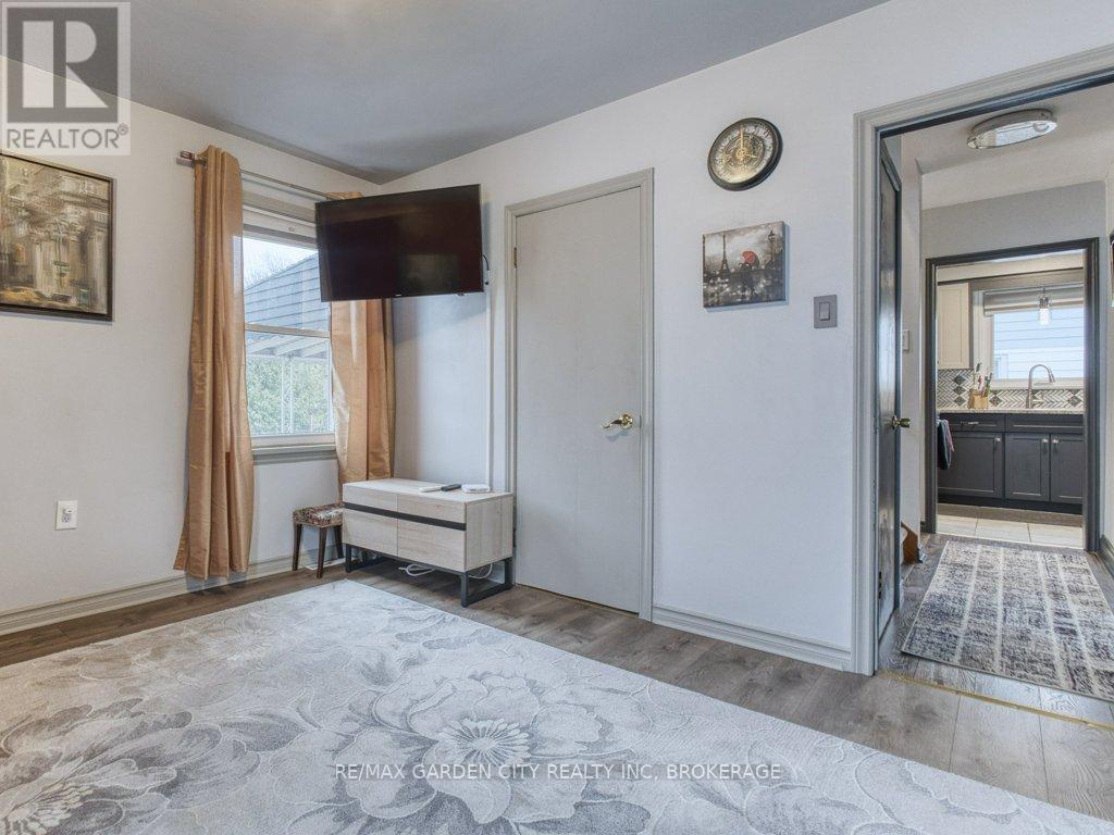 456 Geneva Street, St. Catharines, Ontario  L2N 2H3 - Photo 18 - X12955808