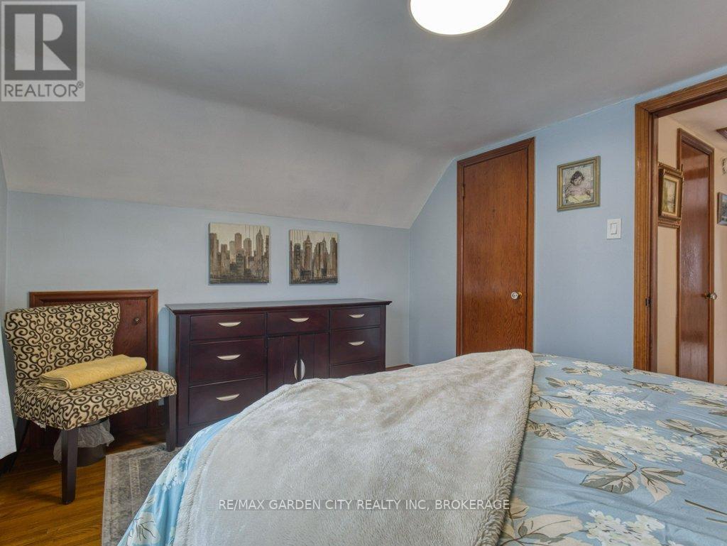 456 Geneva Street, St. Catharines, Ontario  L2N 2H3 - Photo 24 - X12955808