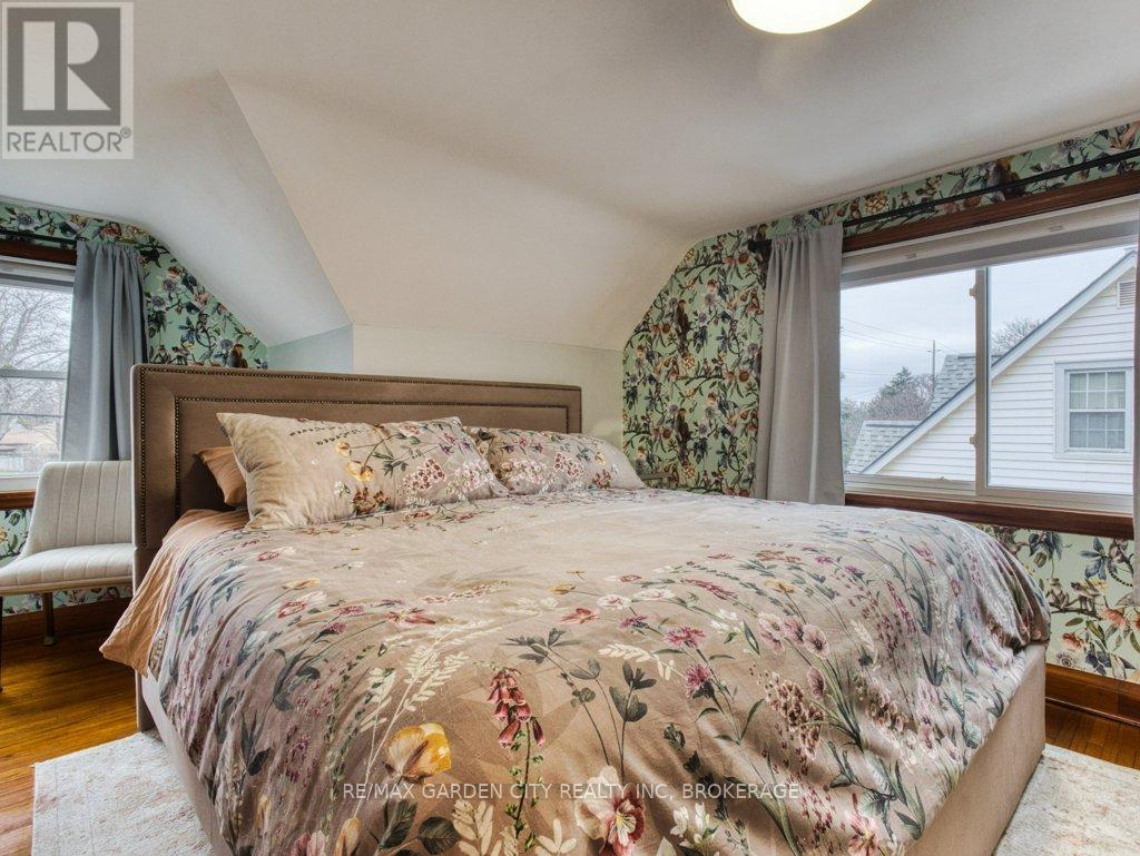 456 Geneva Street, St. Catharines, Ontario  L2N 2H3 - Photo 26 - X12955808