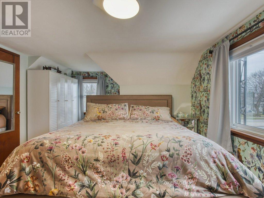 456 Geneva Street, St. Catharines, Ontario  L2N 2H3 - Photo 27 - X12955808