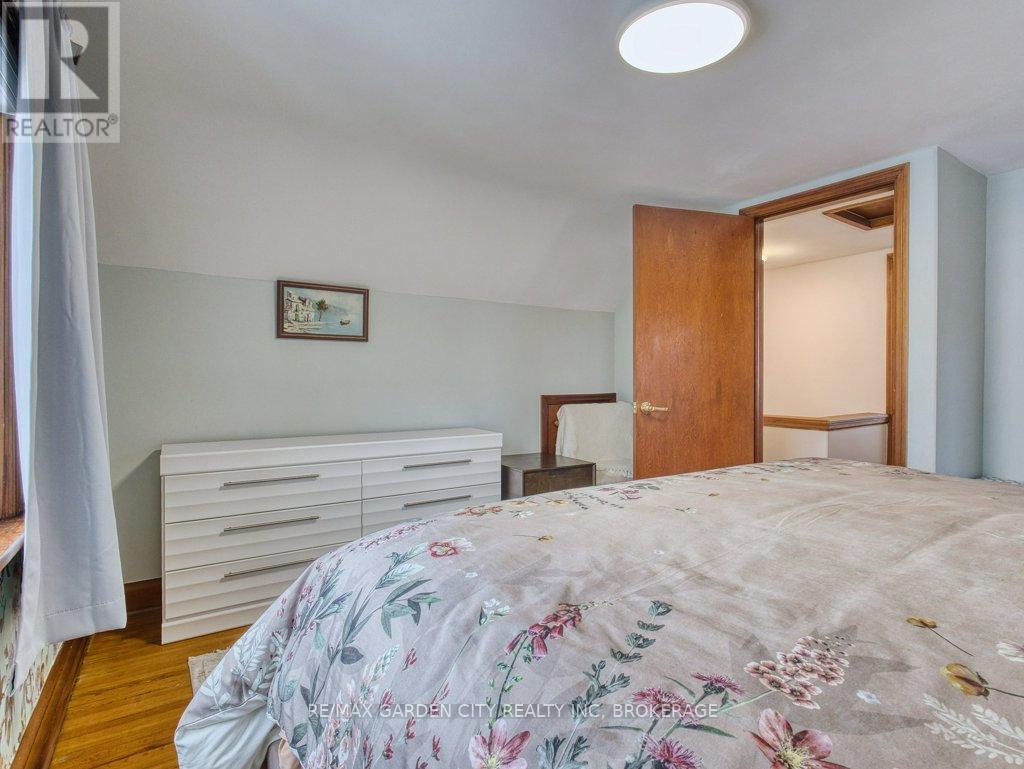 456 Geneva Street, St. Catharines, Ontario  L2N 2H3 - Photo 28 - X12955808