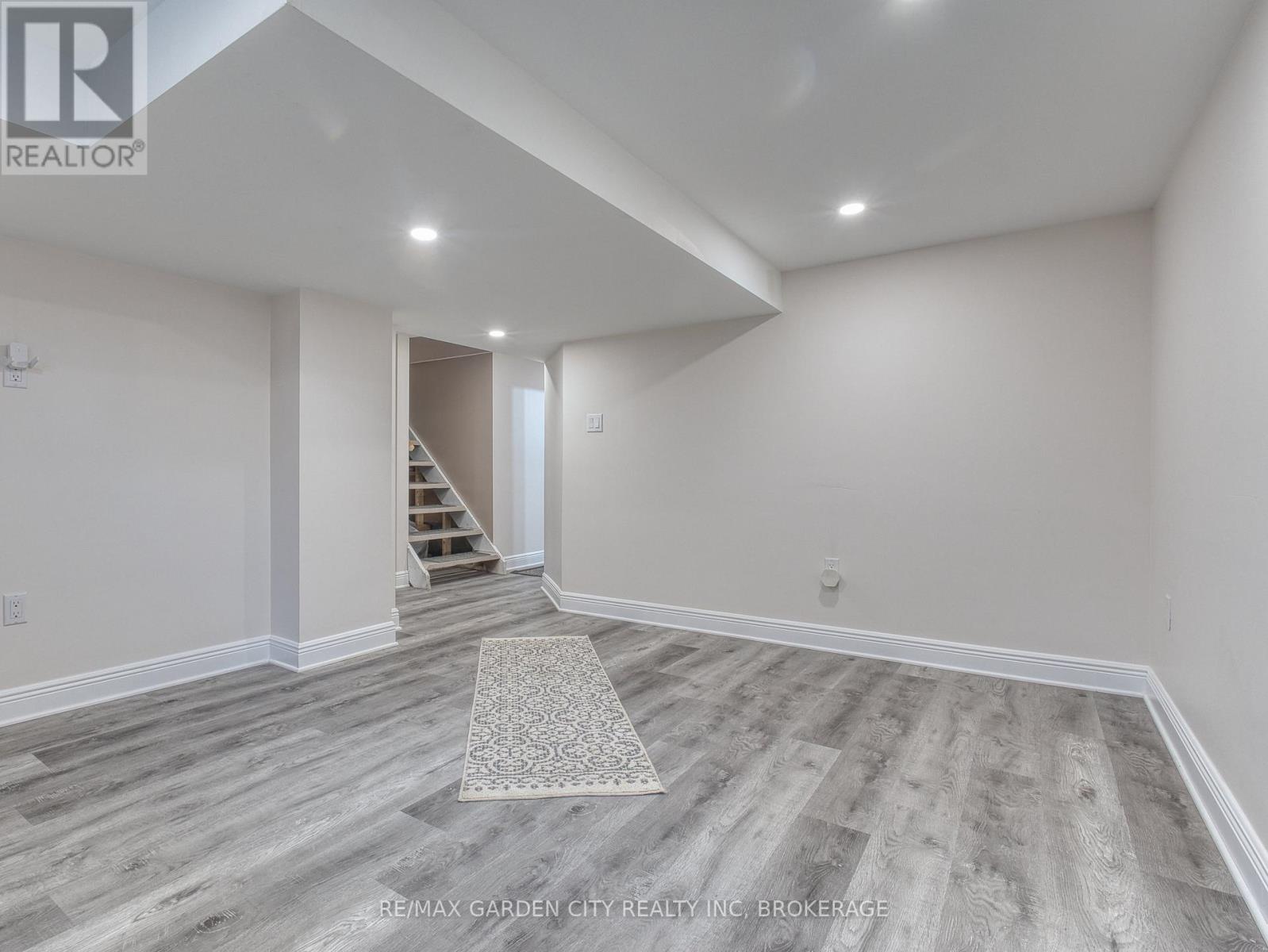 456 Geneva Street, St. Catharines, Ontario  L2N 2H3 - Photo 29 - X12955808