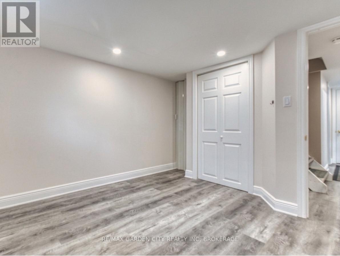 456 Geneva Street, St. Catharines, Ontario  L2N 2H3 - Photo 32 - X12955808