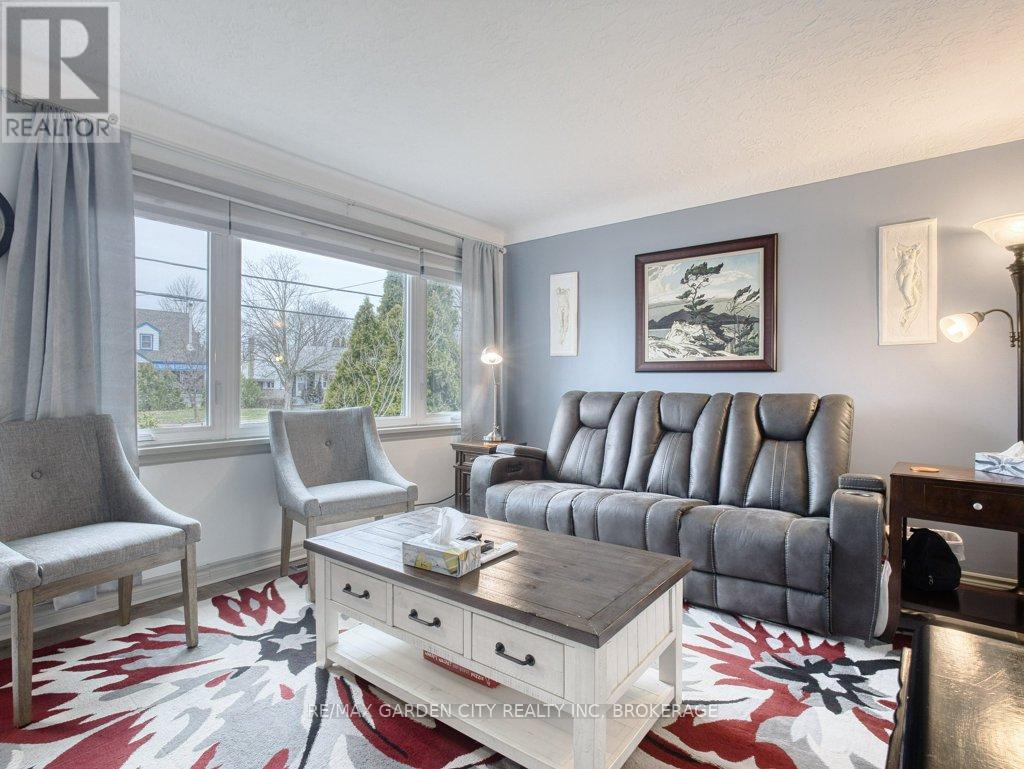 456 Geneva Street, St. Catharines, Ontario  L2N 2H3 - Photo 8 - X12955808