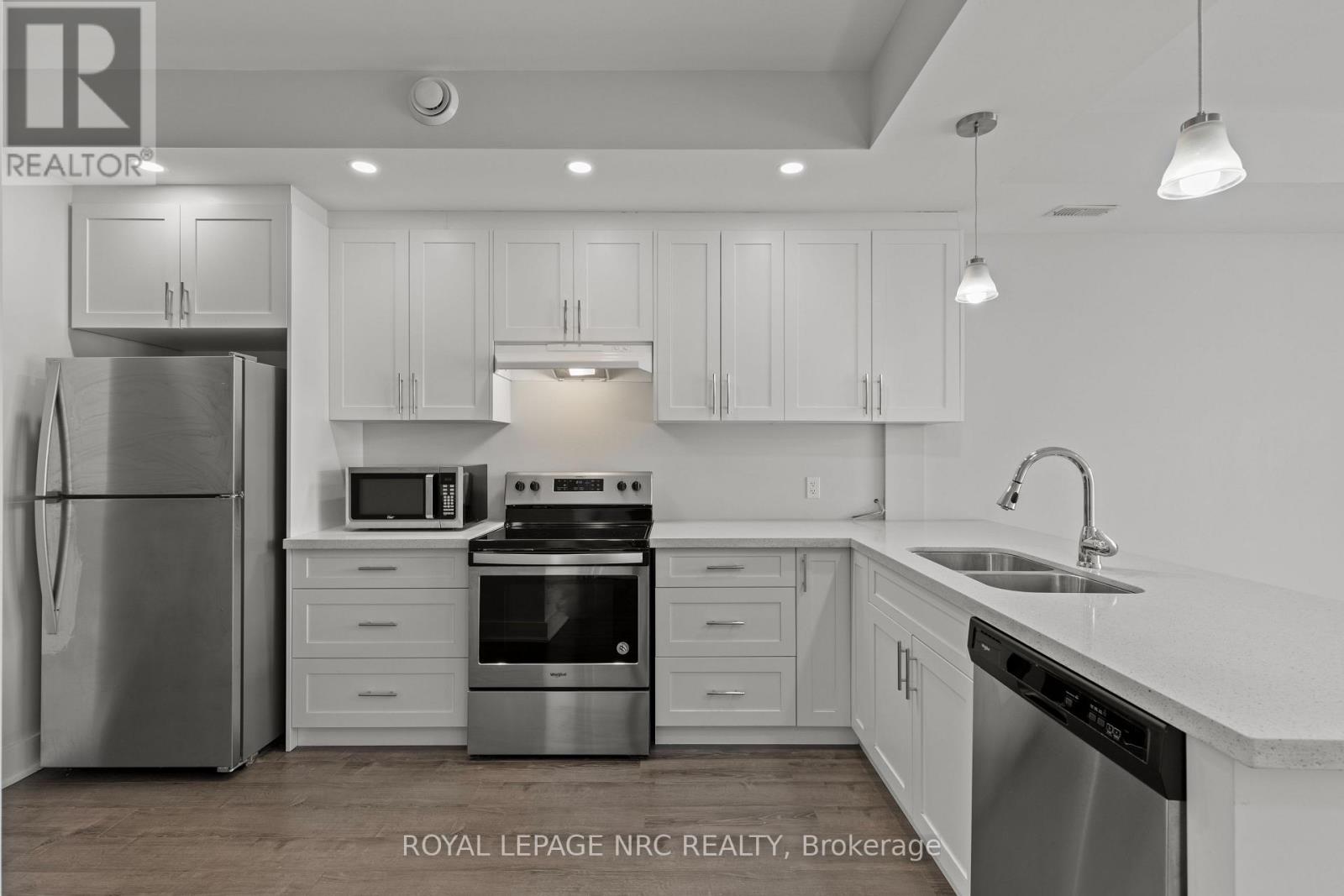 106 - 3710 Main Street, Niagara Falls, Ontario  L2G 6B1 - Photo 14 - X12955874