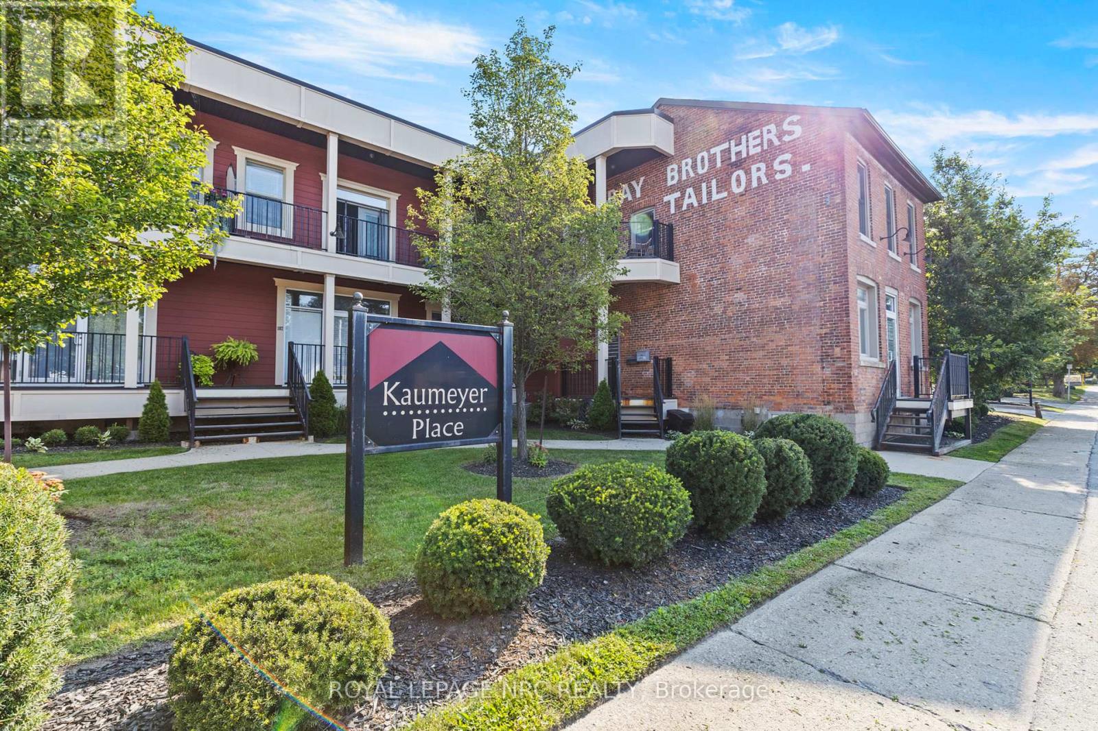 106 - 3710 Main Street, Niagara Falls, Ontario  L2G 6B1 - Photo 4 - X12955874