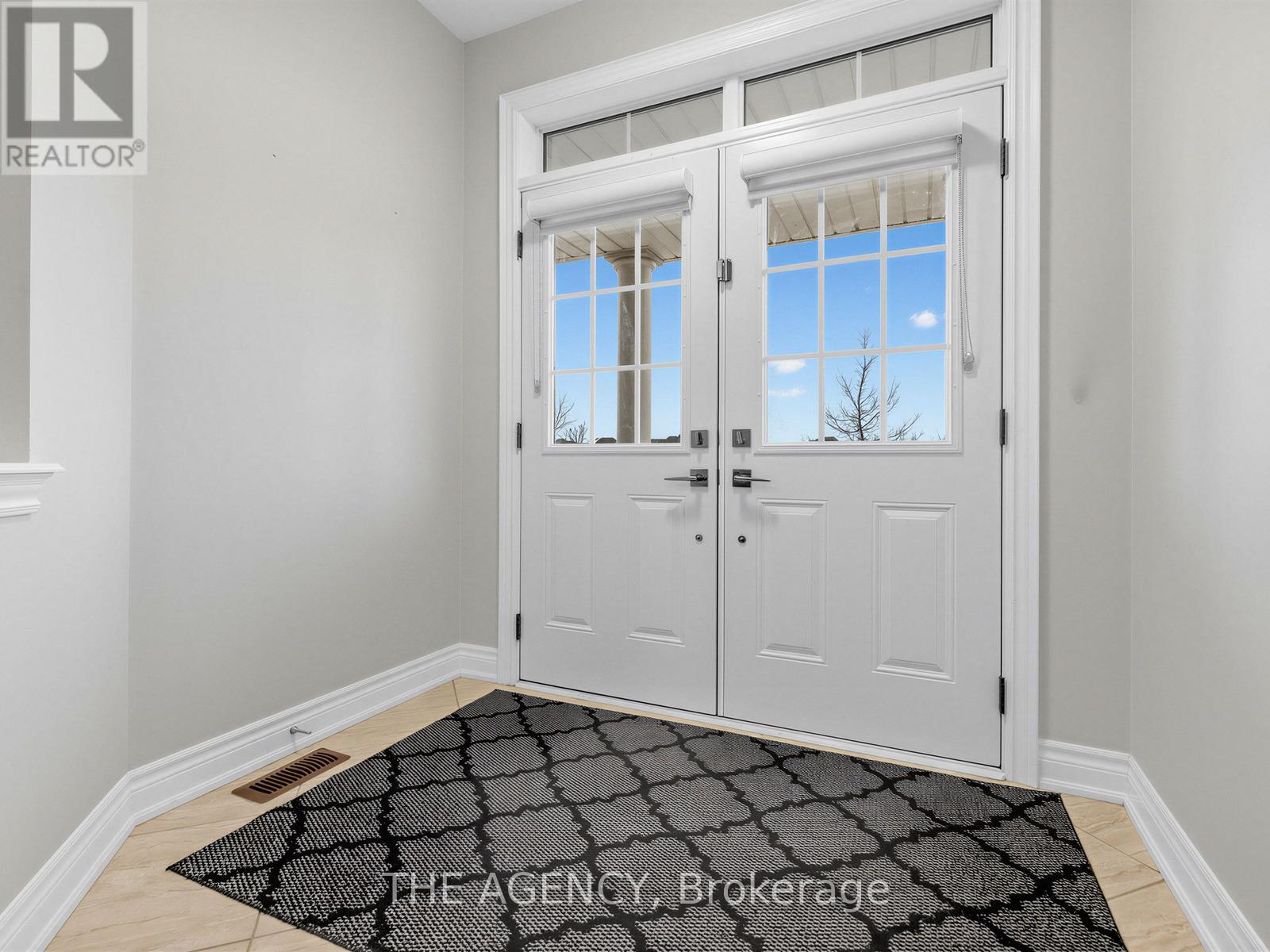 22 Andreeta Drive, Vaughan, Ontario  L4H 4H2 - Photo 3 - N12955806