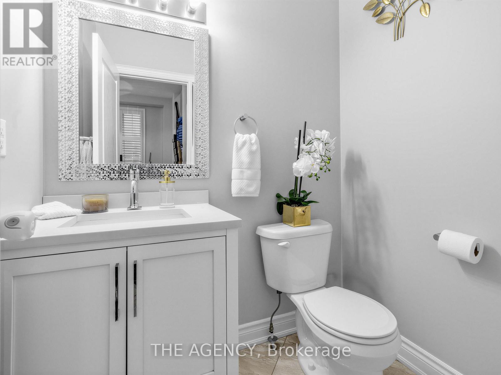 22 Andreeta Drive, Vaughan, Ontario  L4H 4H2 - Photo 7 - N12955806