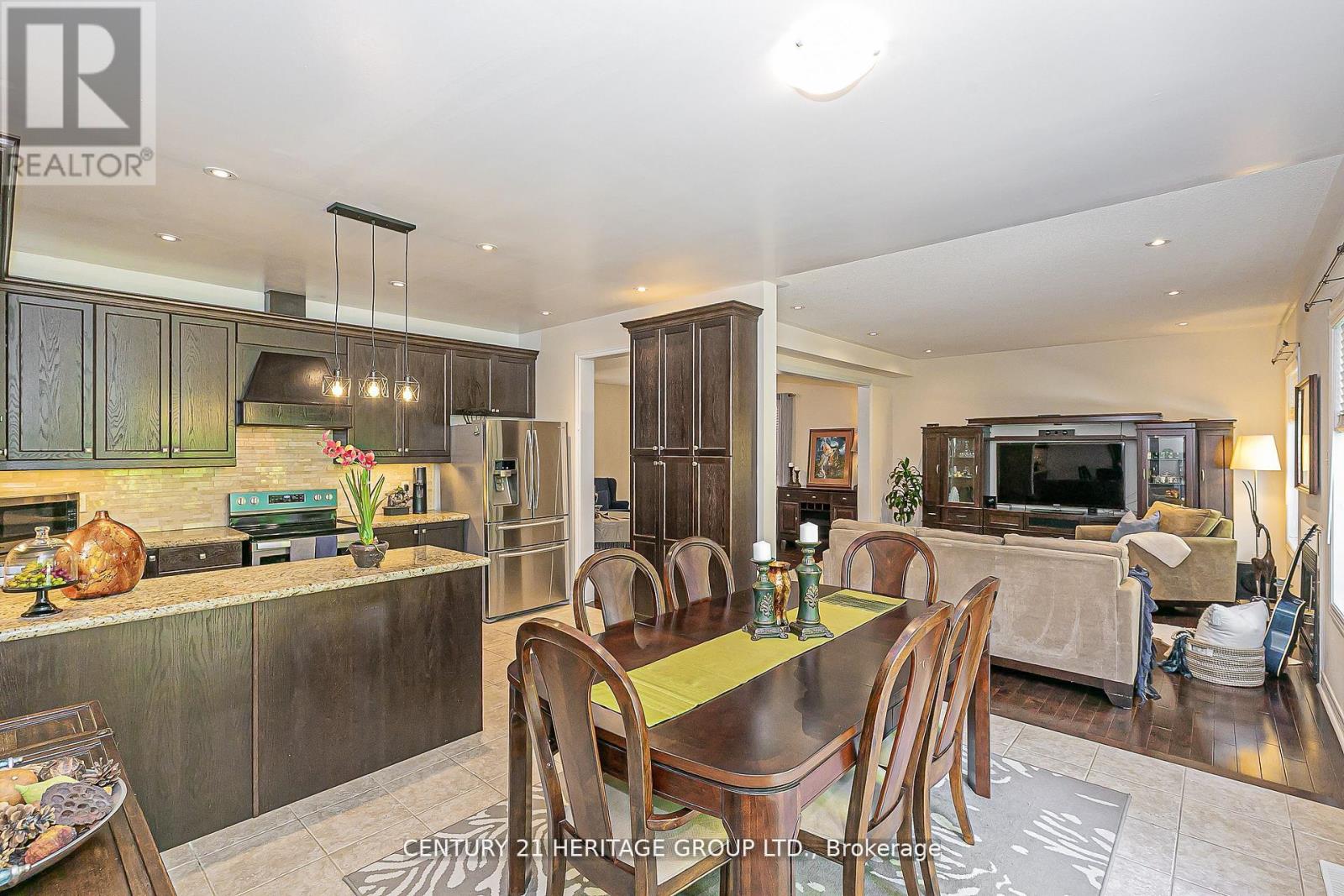 44 Madison Avenue, Richmond Hill, Ontario  L4E 2Z6 - Photo 15 - N12955828