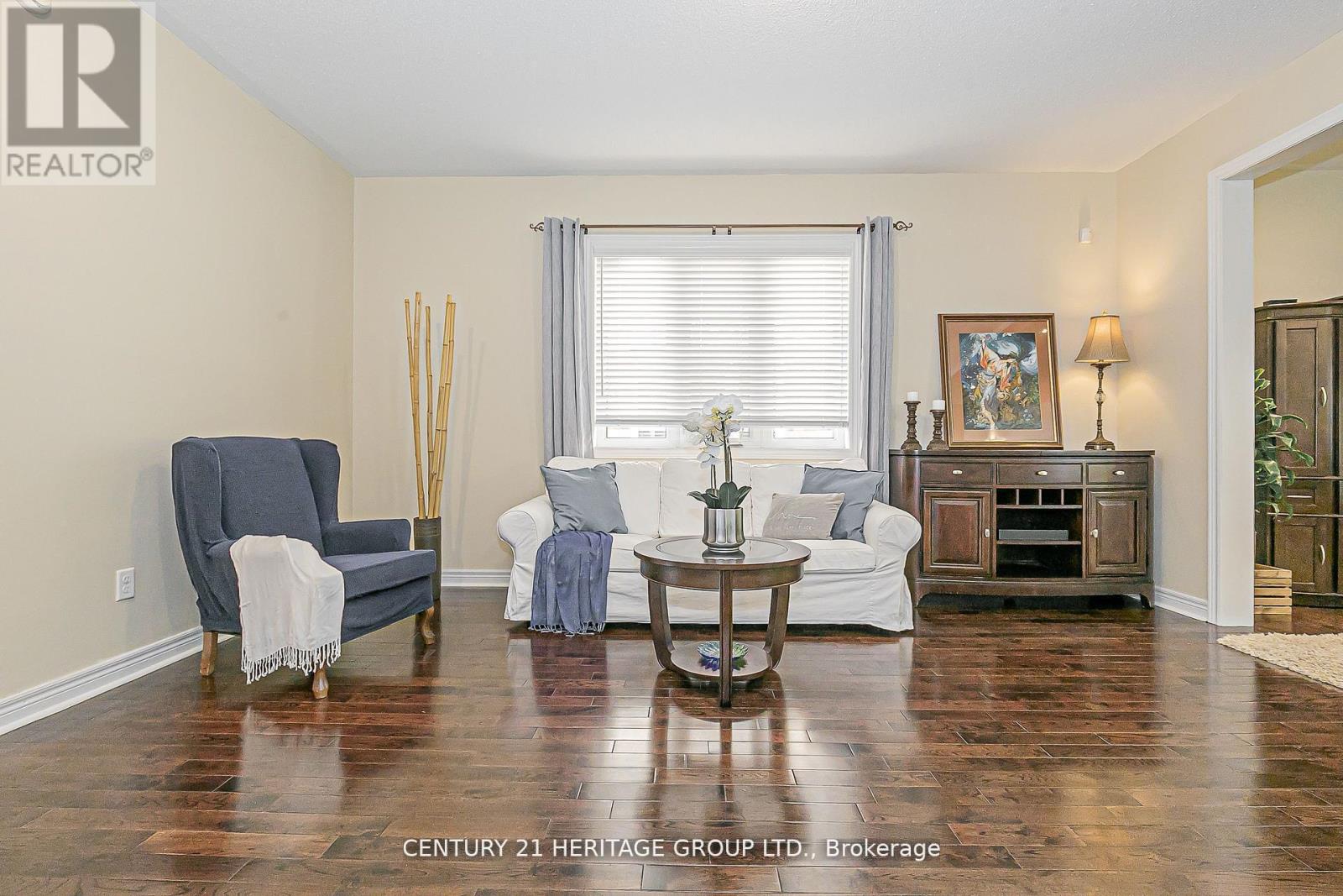 44 Madison Avenue, Richmond Hill, Ontario  L4E 2Z6 - Photo 4 - N12955828