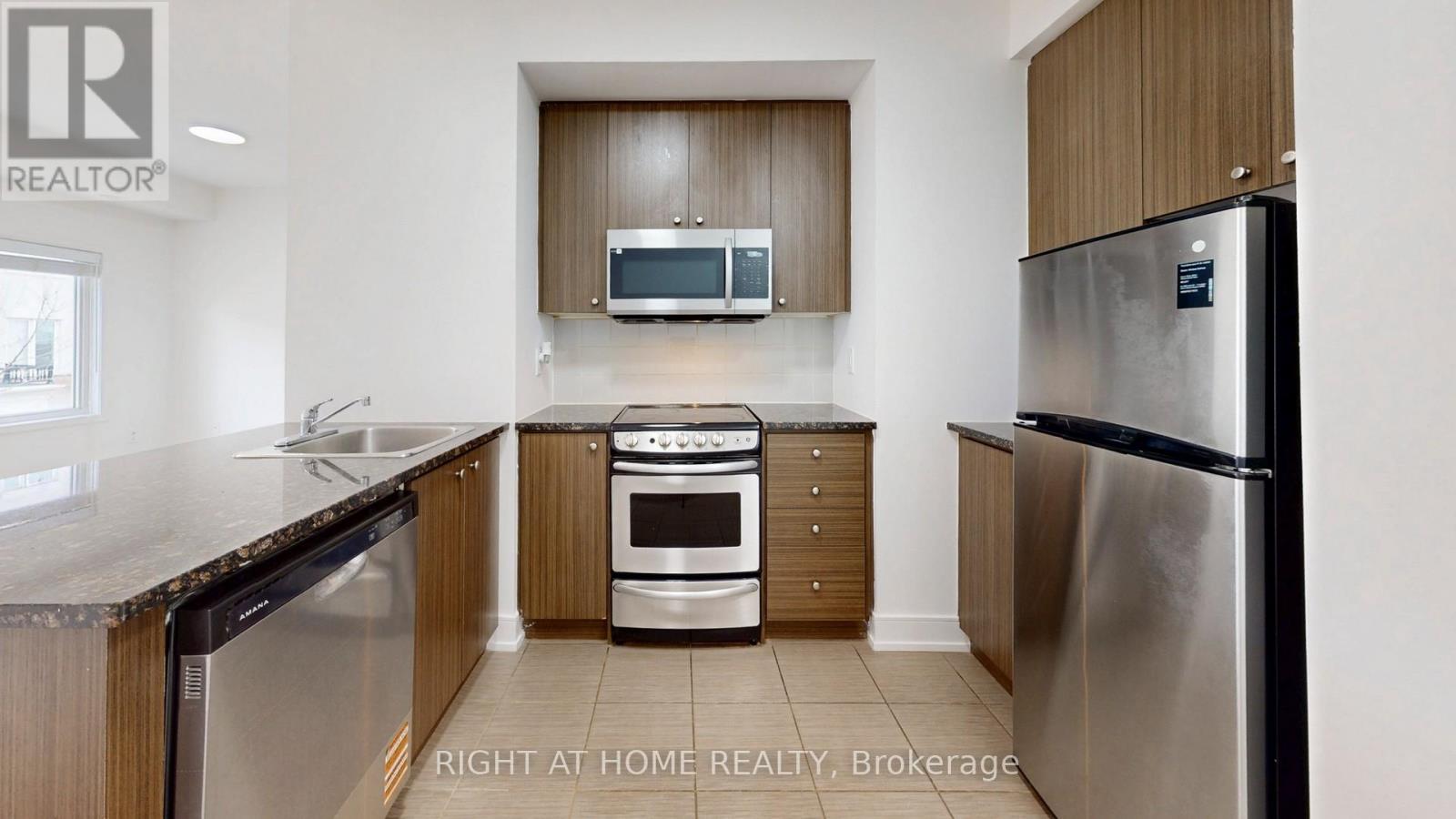 258 - 19 Coneflower Crescent, Toronto, Ontario  M2R 0A5 - Photo 14 - C12954428