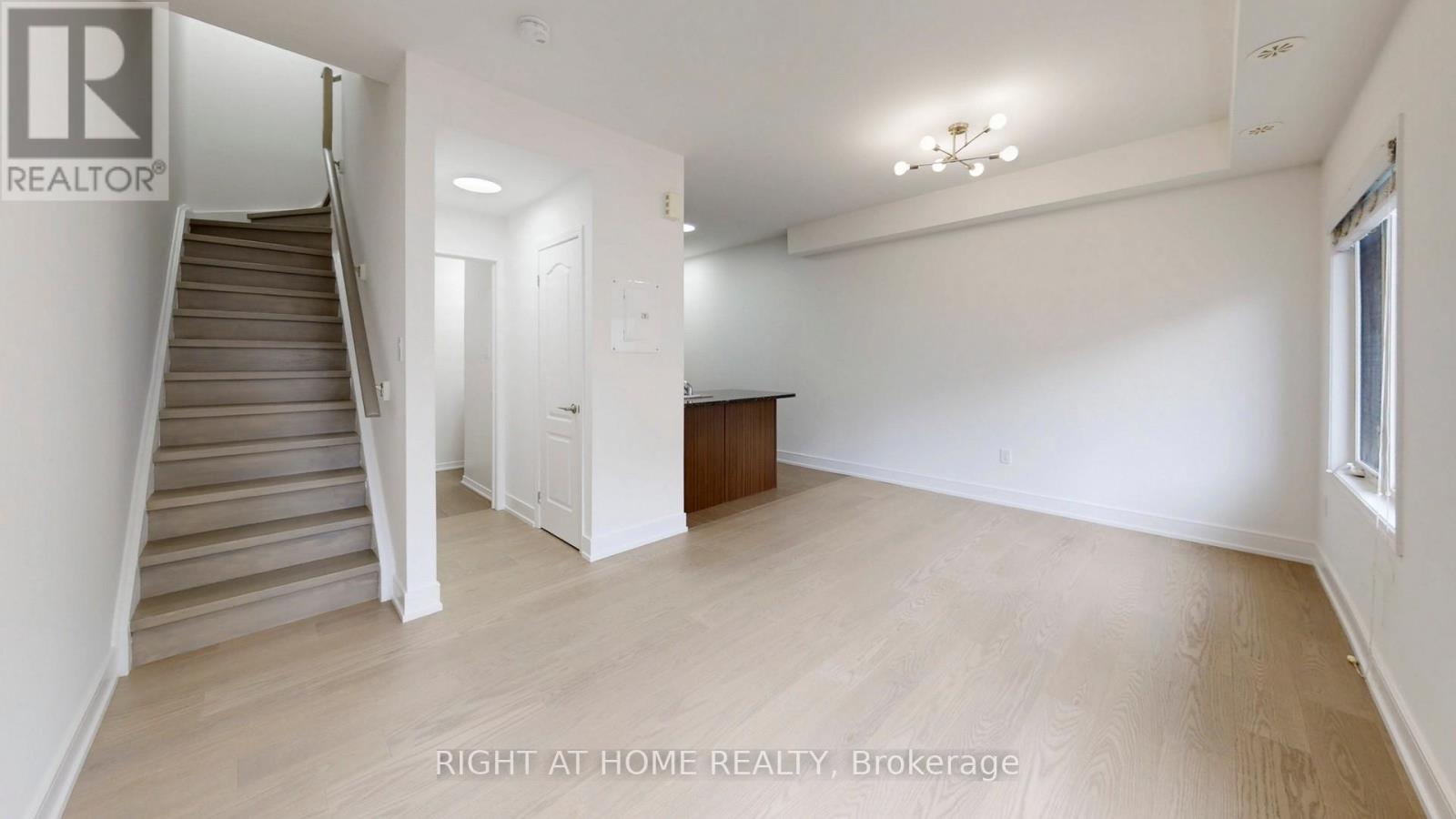 258 - 19 Coneflower Crescent, Toronto, Ontario  M2R 0A5 - Photo 18 - C12954428