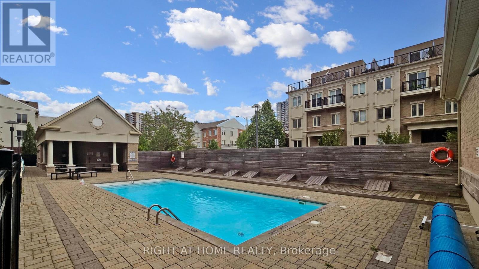 258 - 19 Coneflower Crescent, Toronto, Ontario  M2R 0A5 - Photo 2 - C12954428