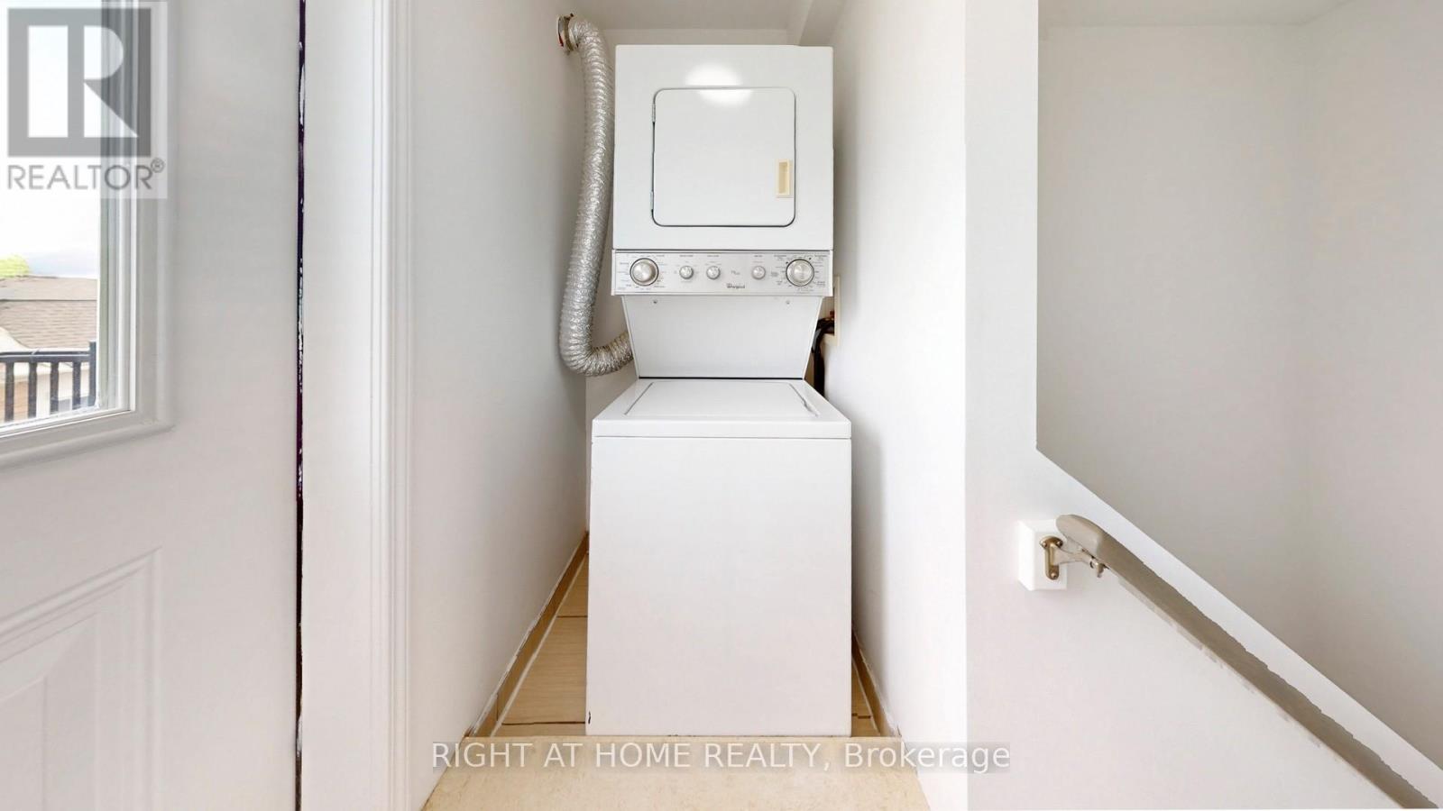 258 - 19 Coneflower Crescent, Toronto, Ontario  M2R 0A5 - Photo 36 - C12954428