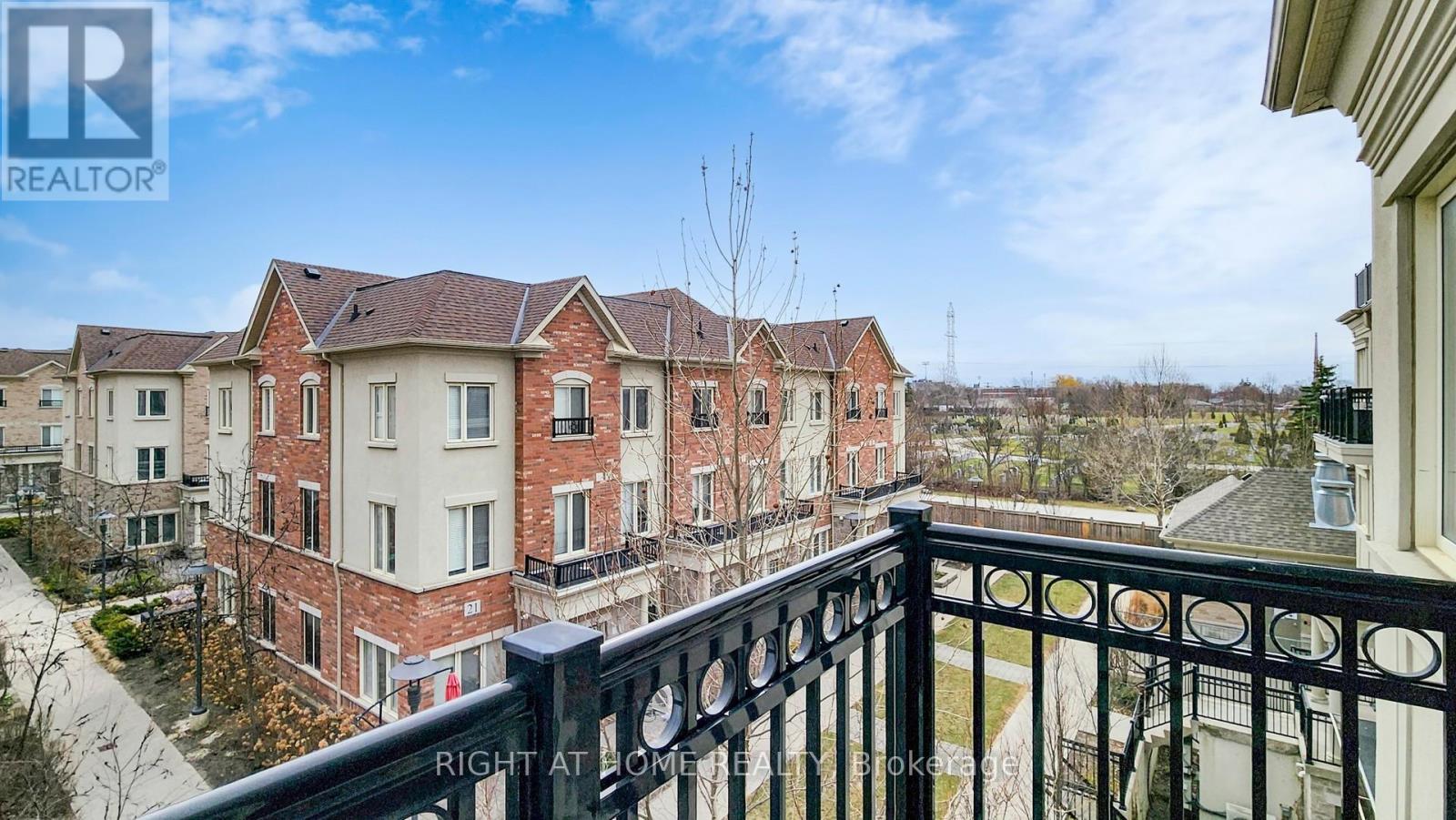 258 - 19 Coneflower Crescent, Toronto, Ontario  M2R 0A5 - Photo 39 - C12954428