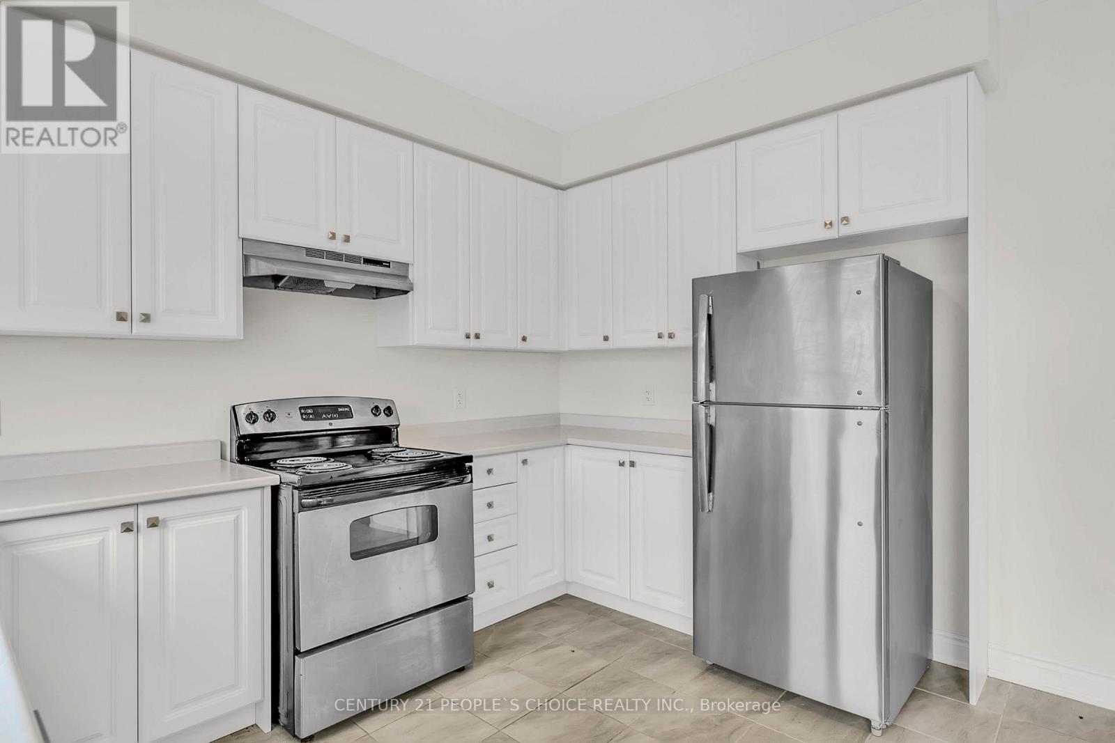 69 Central Square Boulevard, Wasaga Beach, Ontario  L9Z 0L9 - Photo 12 - S12955816