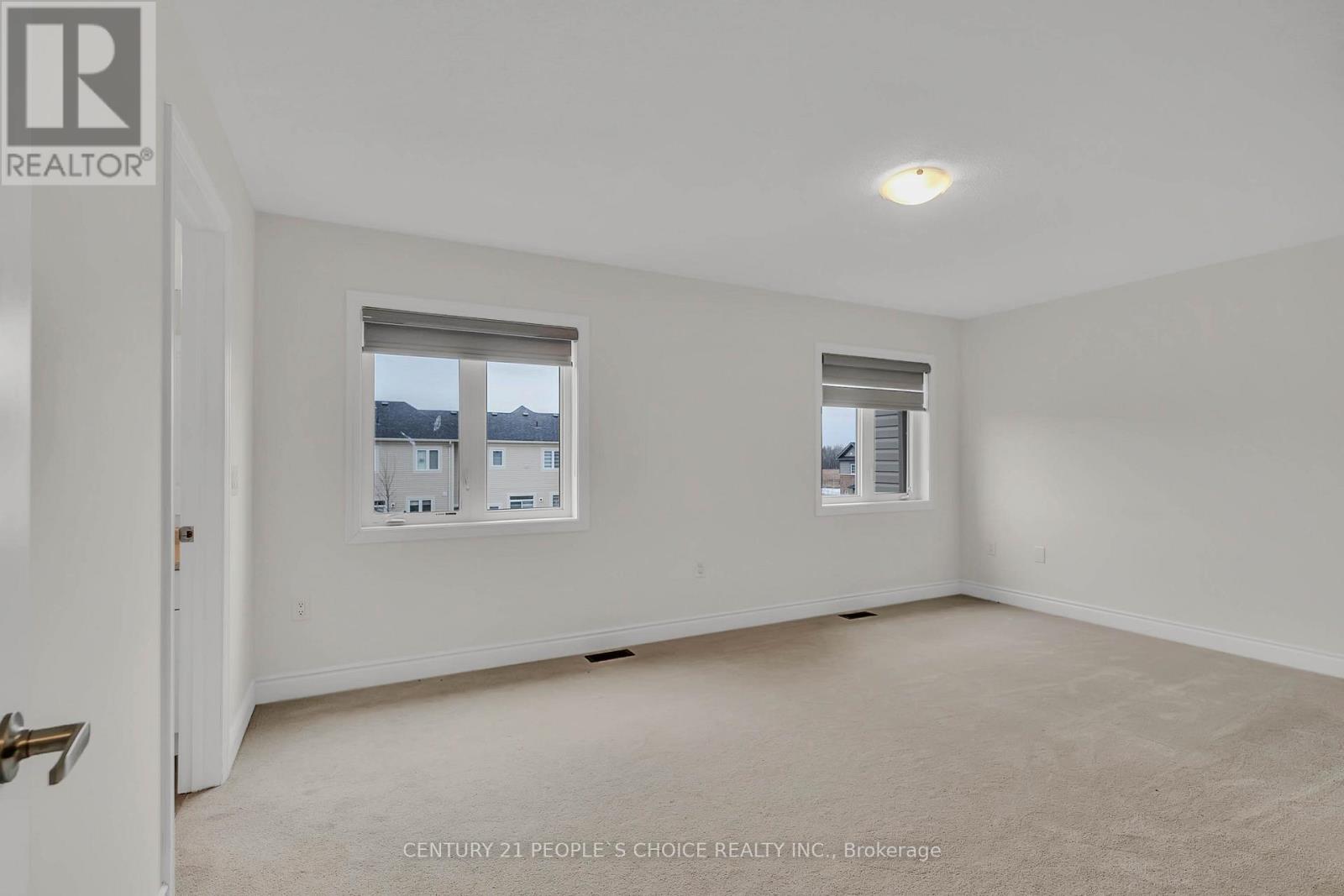 69 Central Square Boulevard, Wasaga Beach, Ontario  L9Z 0L9 - Photo 18 - S12955816