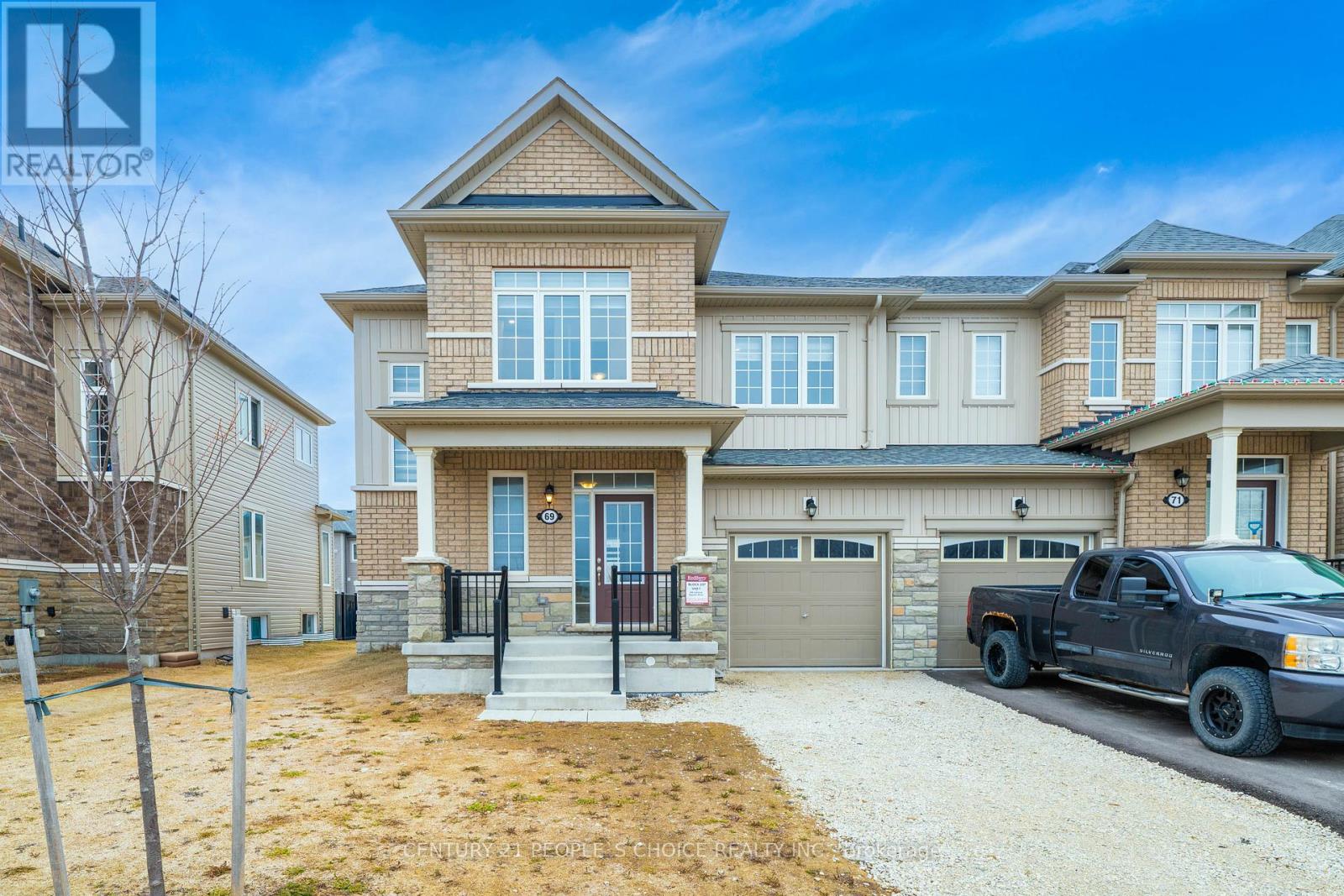 69 Central Square Boulevard, Wasaga Beach, Ontario  L9Z 0L9 - Photo 2 - S12955816