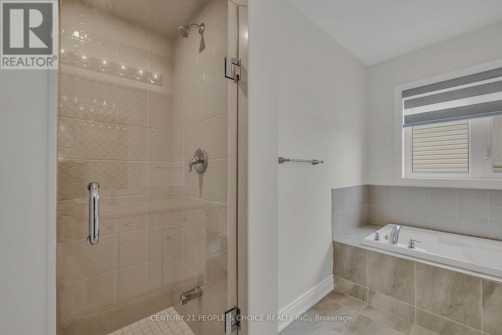 69 Central Square Boulevard, Wasaga Beach, Ontario  L9Z 0L9 - Photo 21 - S12955816