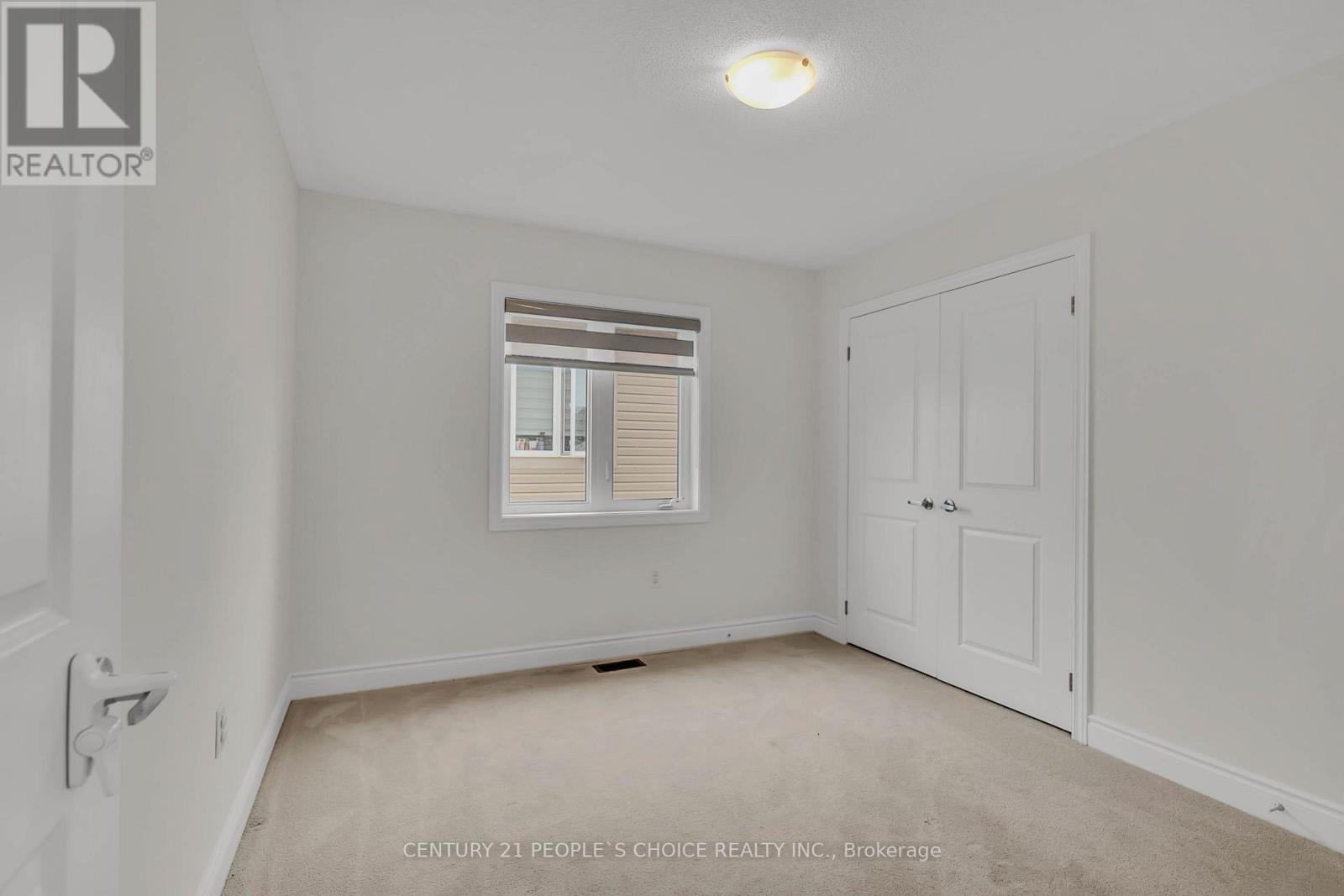 69 Central Square Boulevard, Wasaga Beach, Ontario  L9Z 0L9 - Photo 24 - S12955816