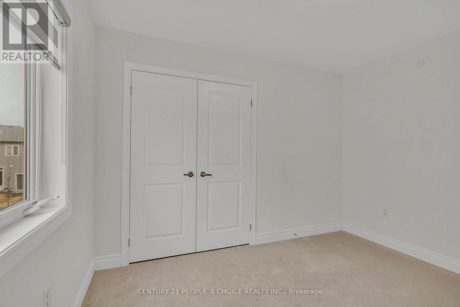 69 Central Square Boulevard, Wasaga Beach, Ontario  L9Z 0L9 - Photo 25 - S12955816